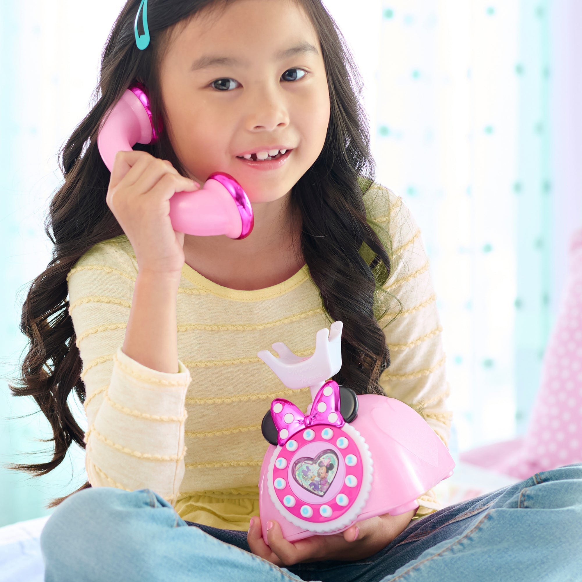 Pretend Phones & Smart Phones