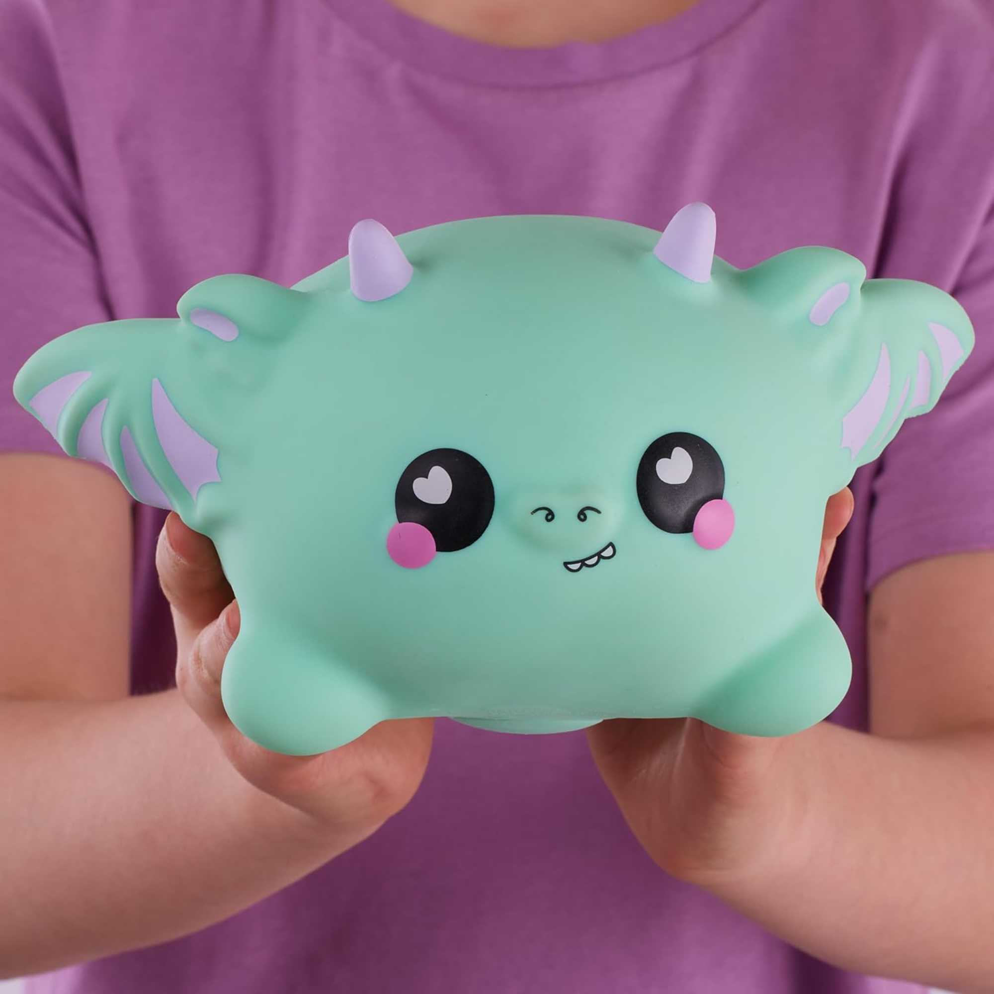 Smooshzees Snugzees، Jade، Green Dragon، شخصيات قابلة للتجميع، فائقة النعومة، ومحبوبة، وطرية!