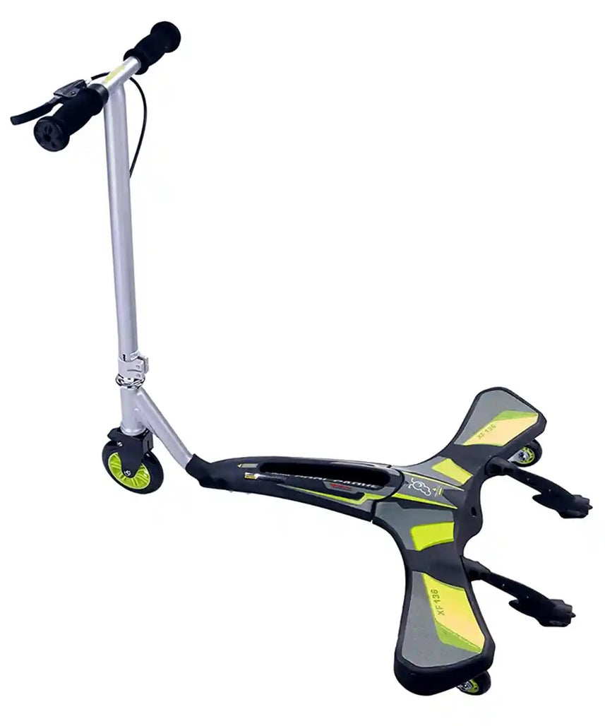 سكوتر JD Bug Cool Carver ثلاثي العجلات، هيكل معدني قابل للطي، عجلة أمامية من البولي يوريثان مقاس 5 بوصات، عجلات خلفية دوارة مقاس 3 بوصات، سعة تحميل 65 كجم، مناسب للأعمار من 5 سنوات فما فوق، سكوتر