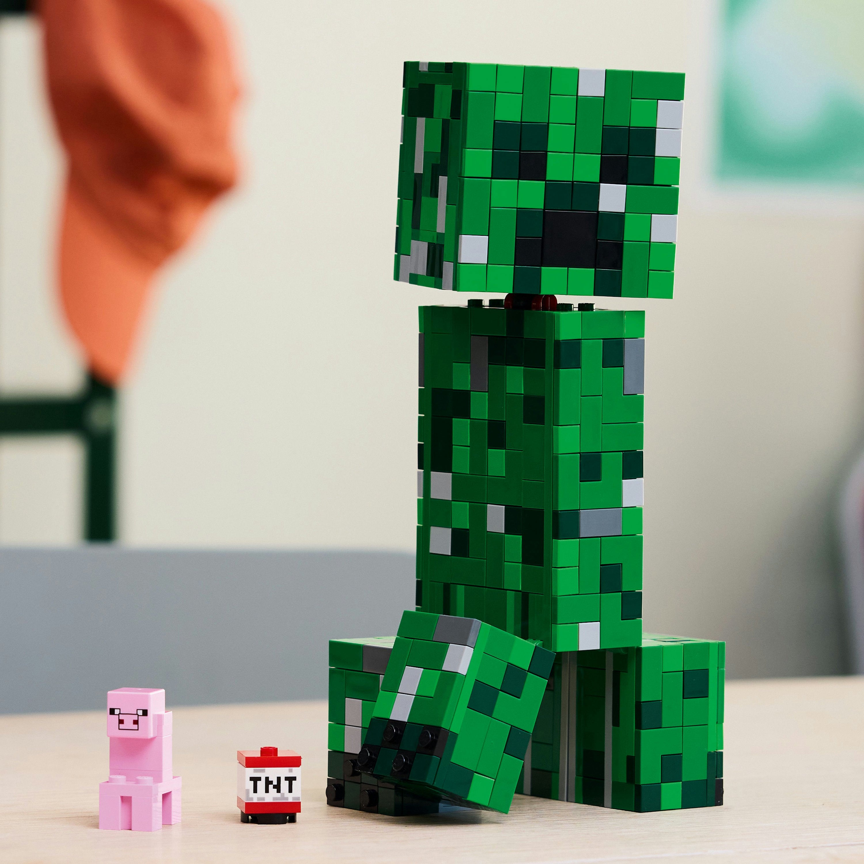 LEGO 21276 The Creeper V29 Minecraft Building Set for Boys 10+ Creative Adventure Construction Toy