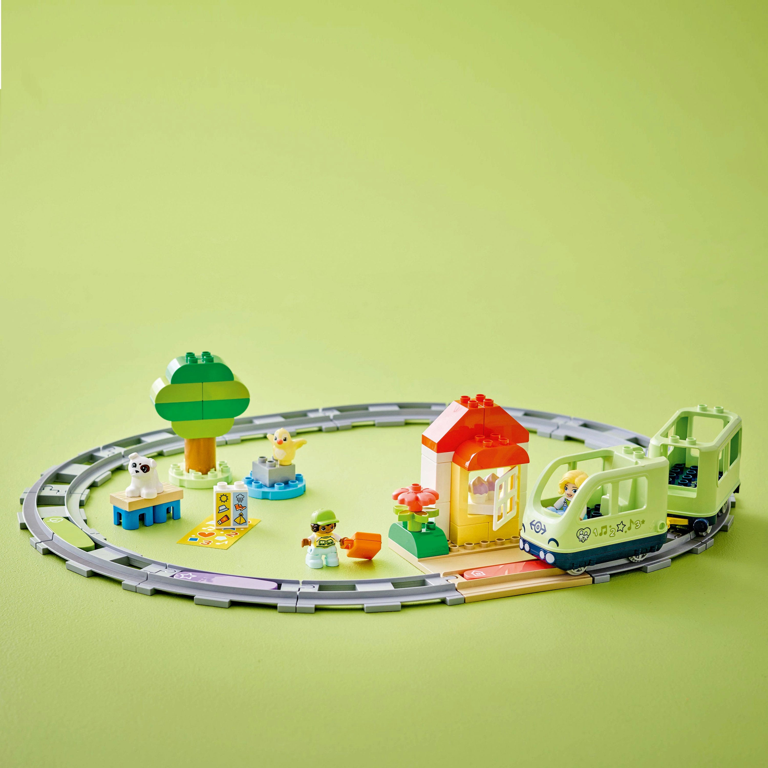 LEGO Duplo 10427 Interactive Adventure Train V29 for Unisex 2+ Toddler Friendly Playset with Train Wagons and Characters