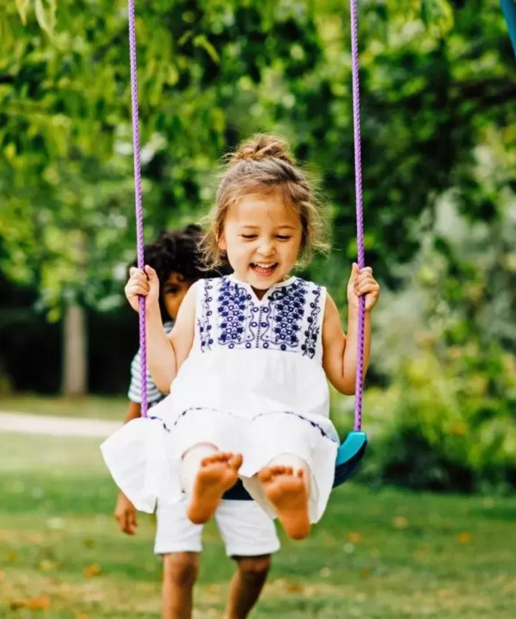 مجموعة أرجوحة معدنية 2 في 1 من بلام، أرجوحة خارجية مع إمكانية تعديل الارتفاع ومقاعد قابلة للتبديل، سعة وزن 50 كجم، مناسبة للأطفال من الأولاد والبنات من سن 12 شهرًا فما فوق، لون أزرق