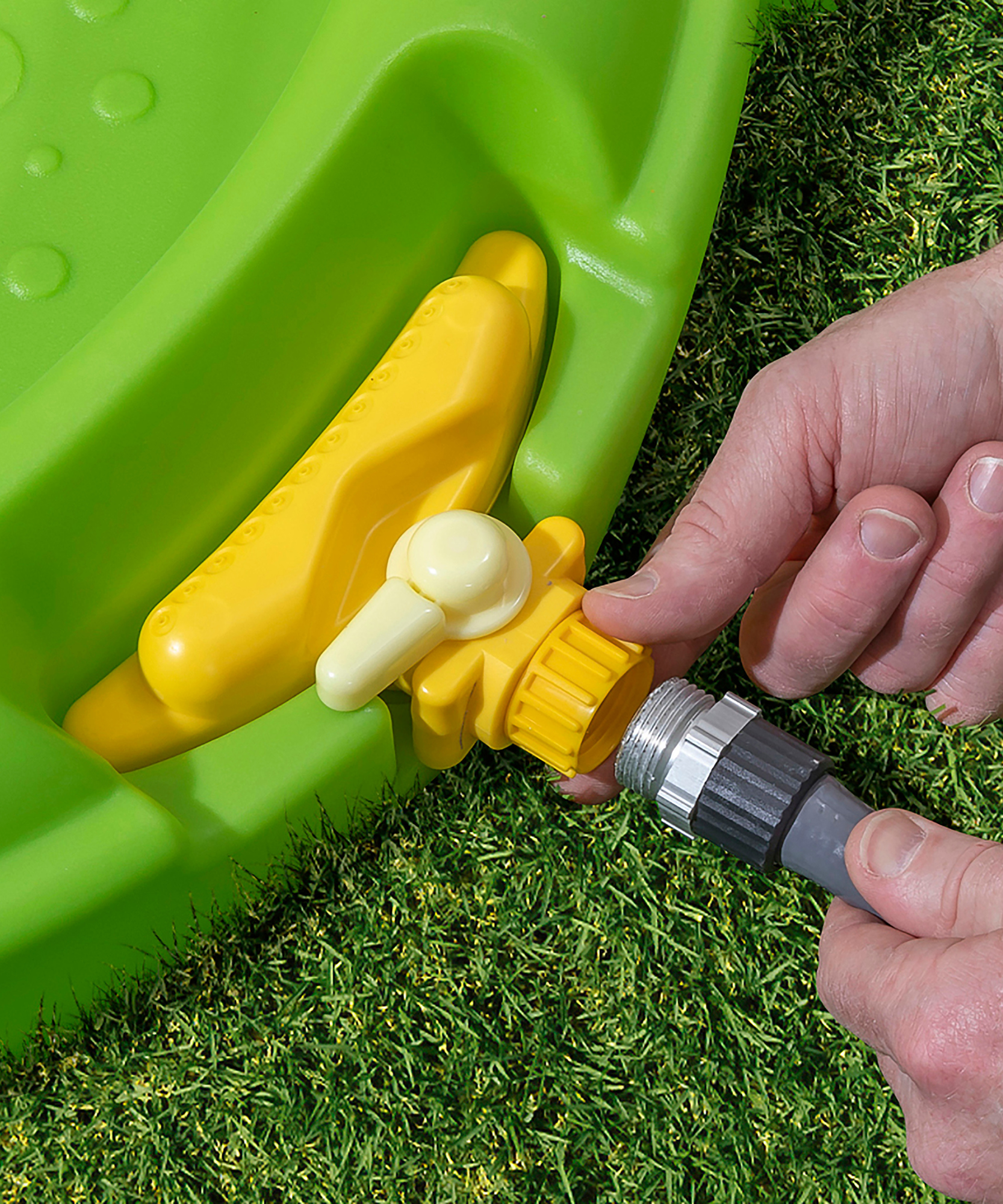 وسادة رش الماء من ستيب 2 مع رشاش ماء قابل للتعديل، سهلة التجميع، لعبة الفناء الخلفي الصيفية، وسادة مياه للحديقة الخارجية مناسبة للأطفال من الأولاد والبنات من سن 18 شهرًا فما فوق، باللون الأخضر