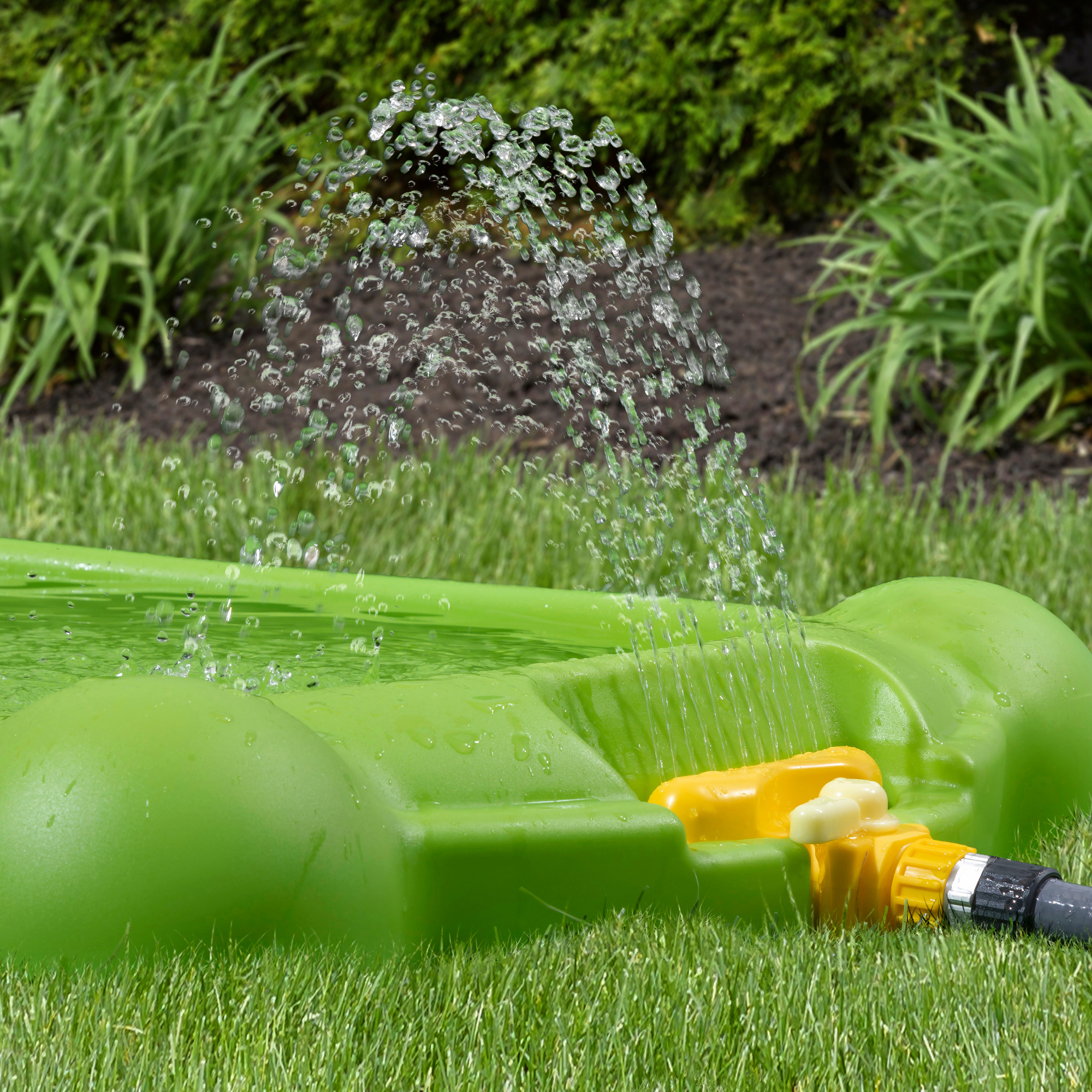 وسادة رش الماء من ستيب 2 مع رشاش ماء قابل للتعديل، سهلة التجميع، لعبة الفناء الخلفي الصيفية، وسادة مياه للحديقة الخارجية مناسبة للأطفال من الأولاد والبنات من سن 18 شهرًا فما فوق، باللون الأخضر