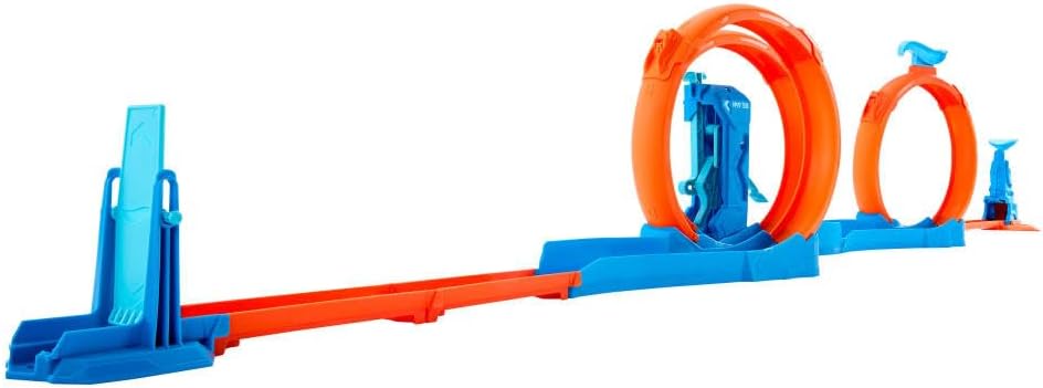 Hot Wheels Toy Car Track Set, Triple Loop Pack & 1:64 Scale Vehicle, Track-Building Components with 3 Loops, Speed Snap Tracks & Adapters, JDW39
