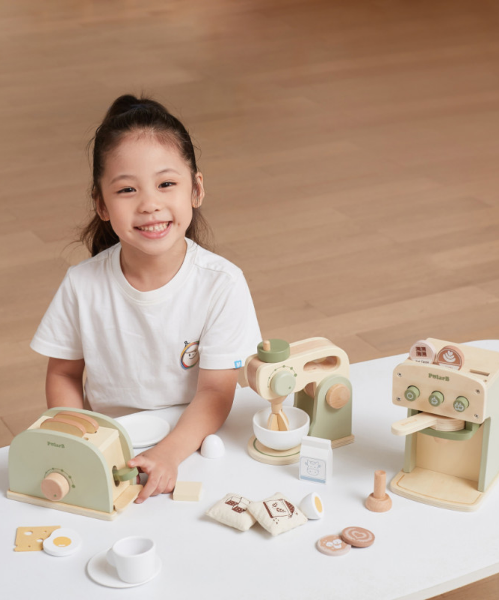 مجموعة محمصة الخبز الخشبية من بولار بي للأطفال، لعبة مطبخ تظاهرية مع خبز وبيض وجبن وزبدة وطبق، جهاز لعب الأدوار للأطفال من سن 3 سنوات فما فوق