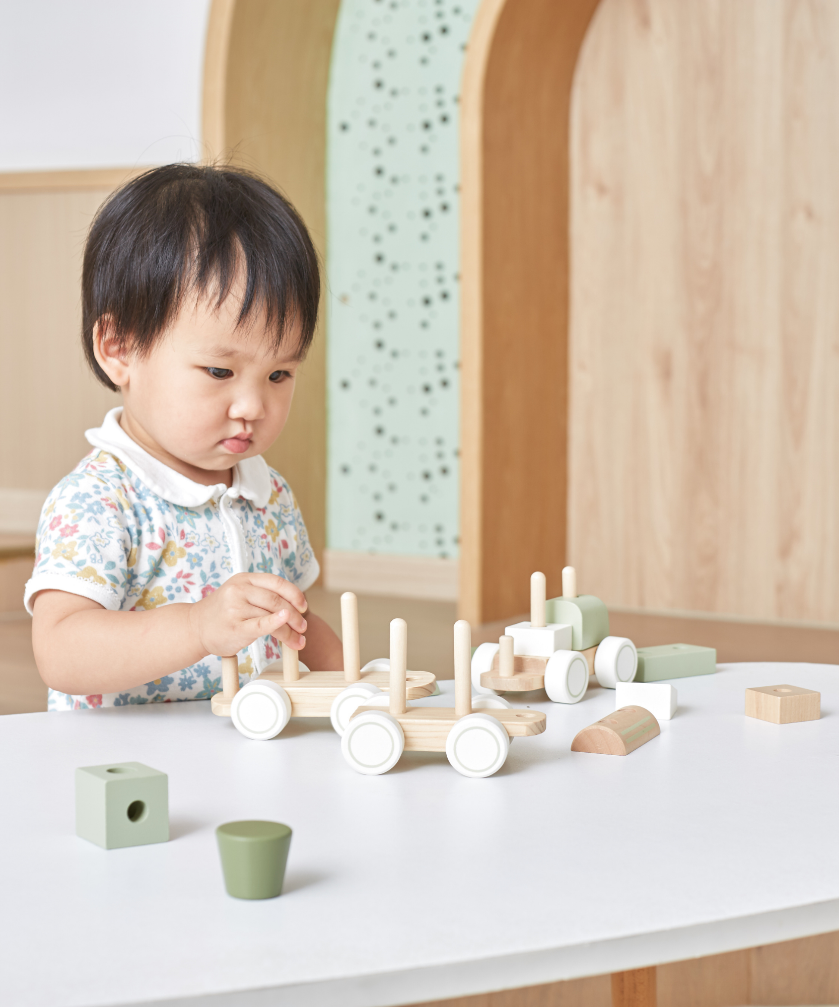 PolarB Wooden Stacking Train, Green, 2-in-1 Pull Toy and Shape Sorter, Educational Toy for Toddlers, Promotes Fine Motor Skills and Imaginative Play, Age 18 Months and Up