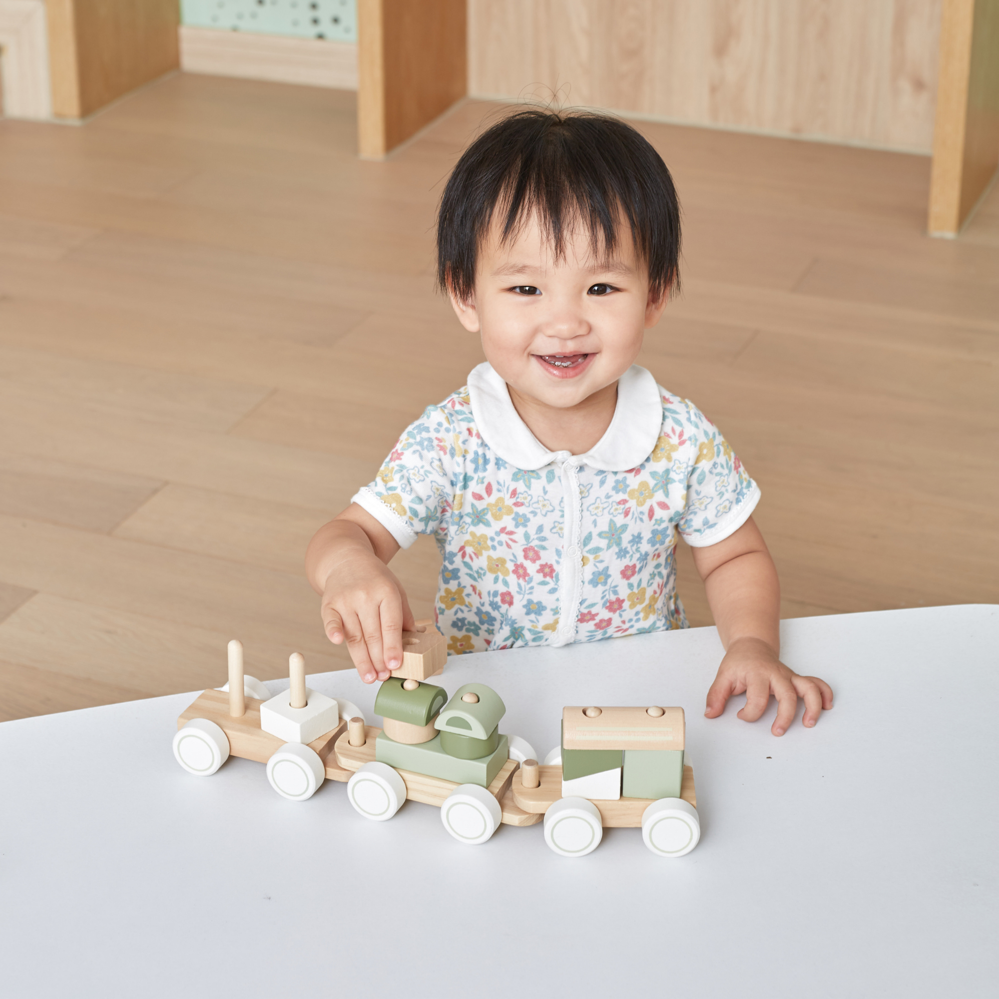 PolarB Wooden Stacking Train, Green, 2-in-1 Pull Toy and Shape Sorter, Educational Toy for Toddlers, Promotes Fine Motor Skills and Imaginative Play, Age 18 Months and Up