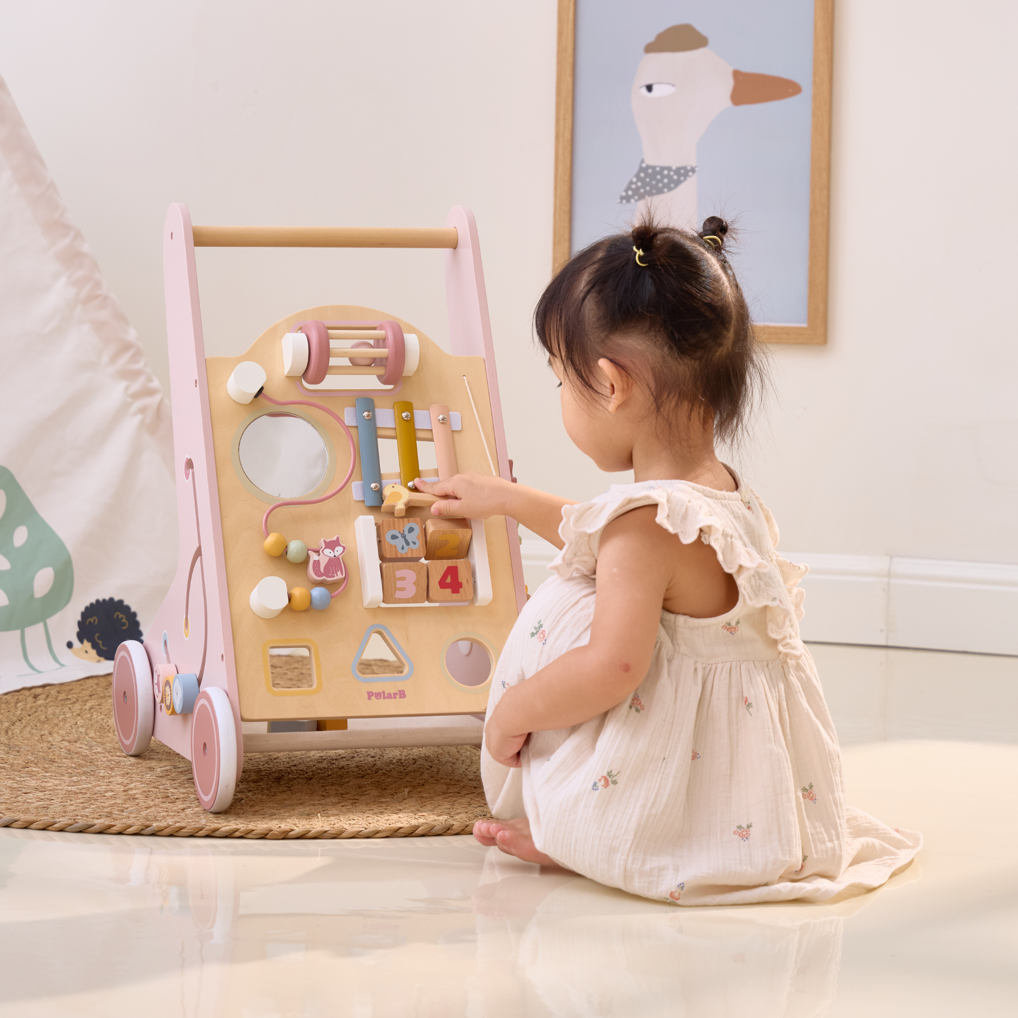 مشاية أطفال خشبية من PolarB مع مركز أنشطة، مساعدة مشي متعددة الوظائف مع مصنف أشكال، إكسيليفون، مرآة وتخزين، تشجع المهارات الحركية والتطور المبكر، للأعمار من 18 شهرًا فما فوق