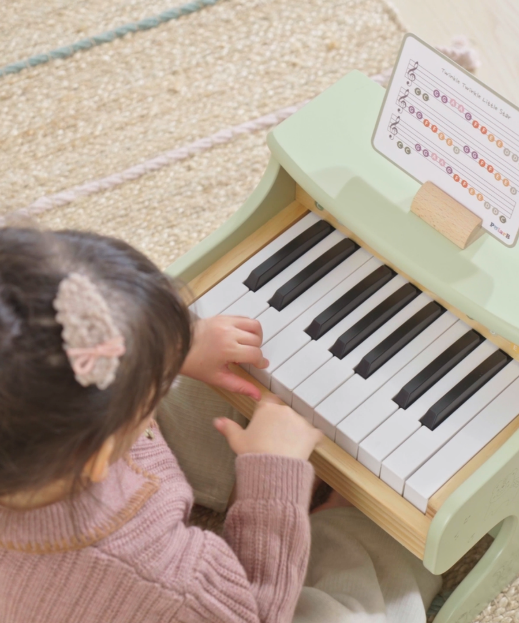 بيانو لعبة خشبي من PolarB للأطفال، آلة موسيقية تعليمية بمفاتيح ملونة ونوتة أغاني، بيانو تعليمي للأطفال من سن 3 سنوات فما فوق