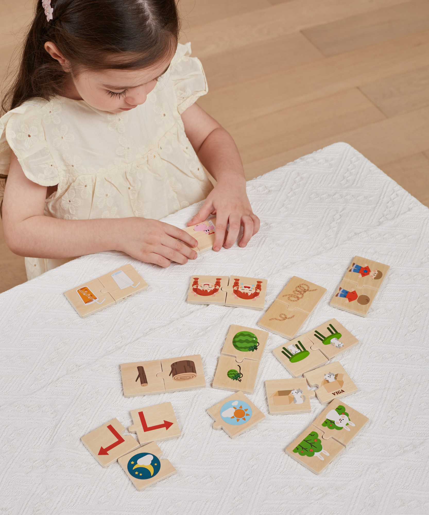 لعبة فيجا أوبوزيتس، أحجية من 24 قطعة، لعبة مونتيسوري خشبية، تُنمّي المهارات الحسية والإدراكية والحركية الدقيقة، غير سامة وصديقة للبيئة، مناسبة للأطفال من سن 18 شهرًا فما فوق