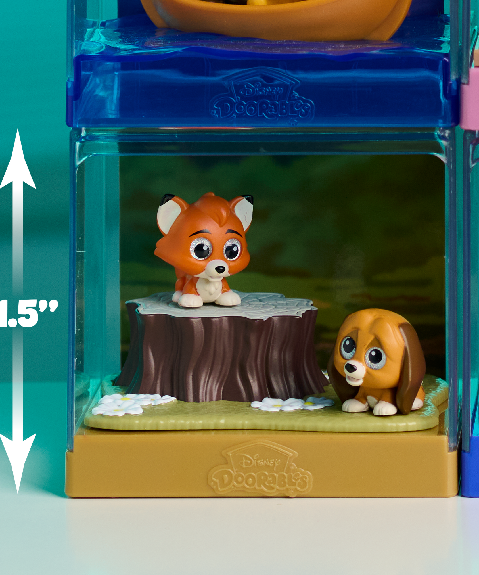 سلسلة لحظات أفلام ديزني دورابلز 3 مع شخصيتين متحركتين مصغرتين قابلتين للتجميع وحقيبة عرض، 1.5 بوصة (3.8 سم) مجسمات لعبة قابلة للتكديس، لعبة أطفال مرخصة رسميًا للأعمار من 5 سنوات فما فوق من جاست بلاي