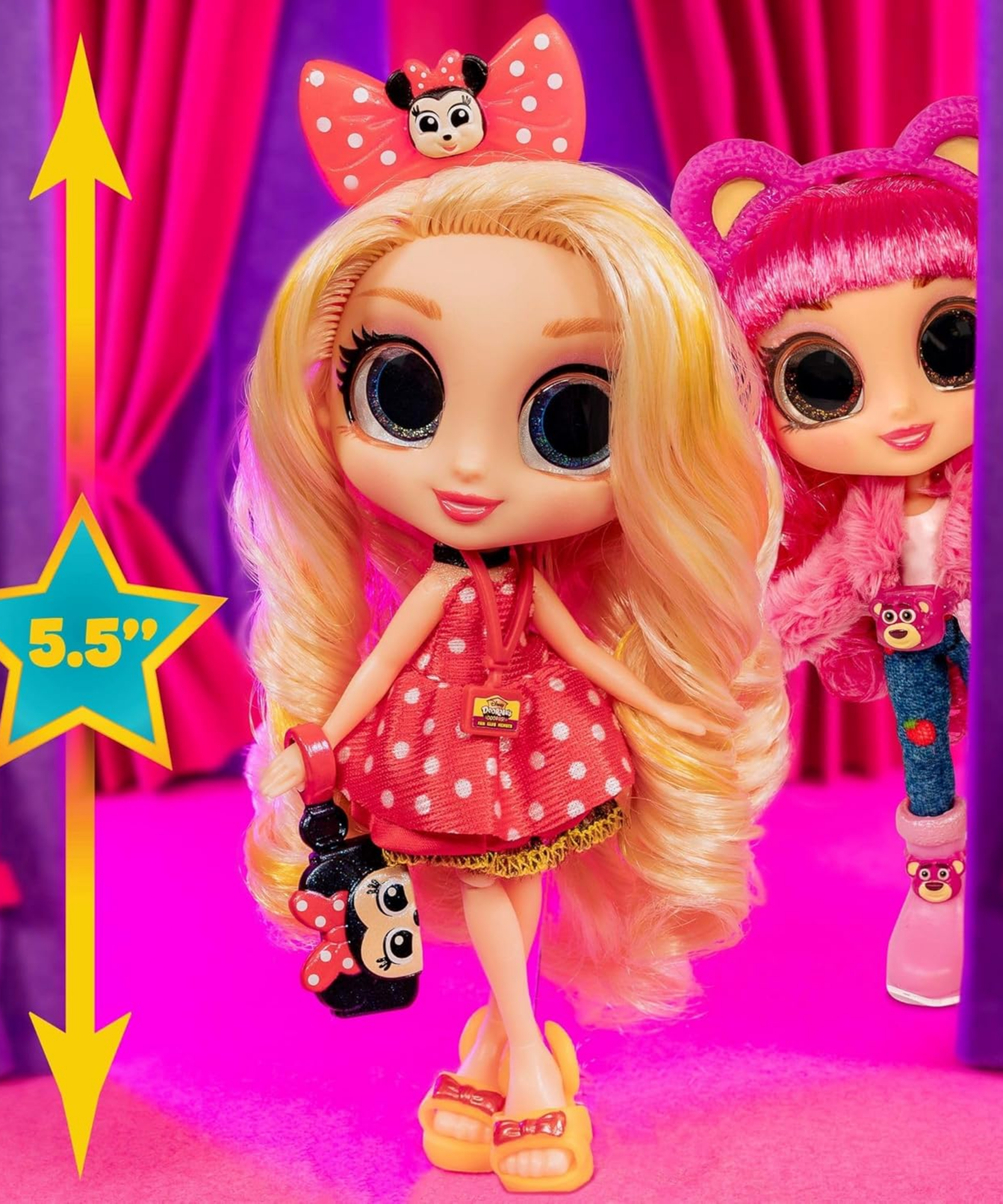 دمى ديزني دورابلز أدوربس، السلسلة 1، مجسمات ألعاب مفصلية مقاس 5.5 بوصة (12.7 سم)، تتميز بملابس وإكسسوارات مستوحاة من شخصيات ديزني، لعبة أطفال مرخصة رسميًا للأعمار من 5 سنوات فما فوق من جاست بلاي