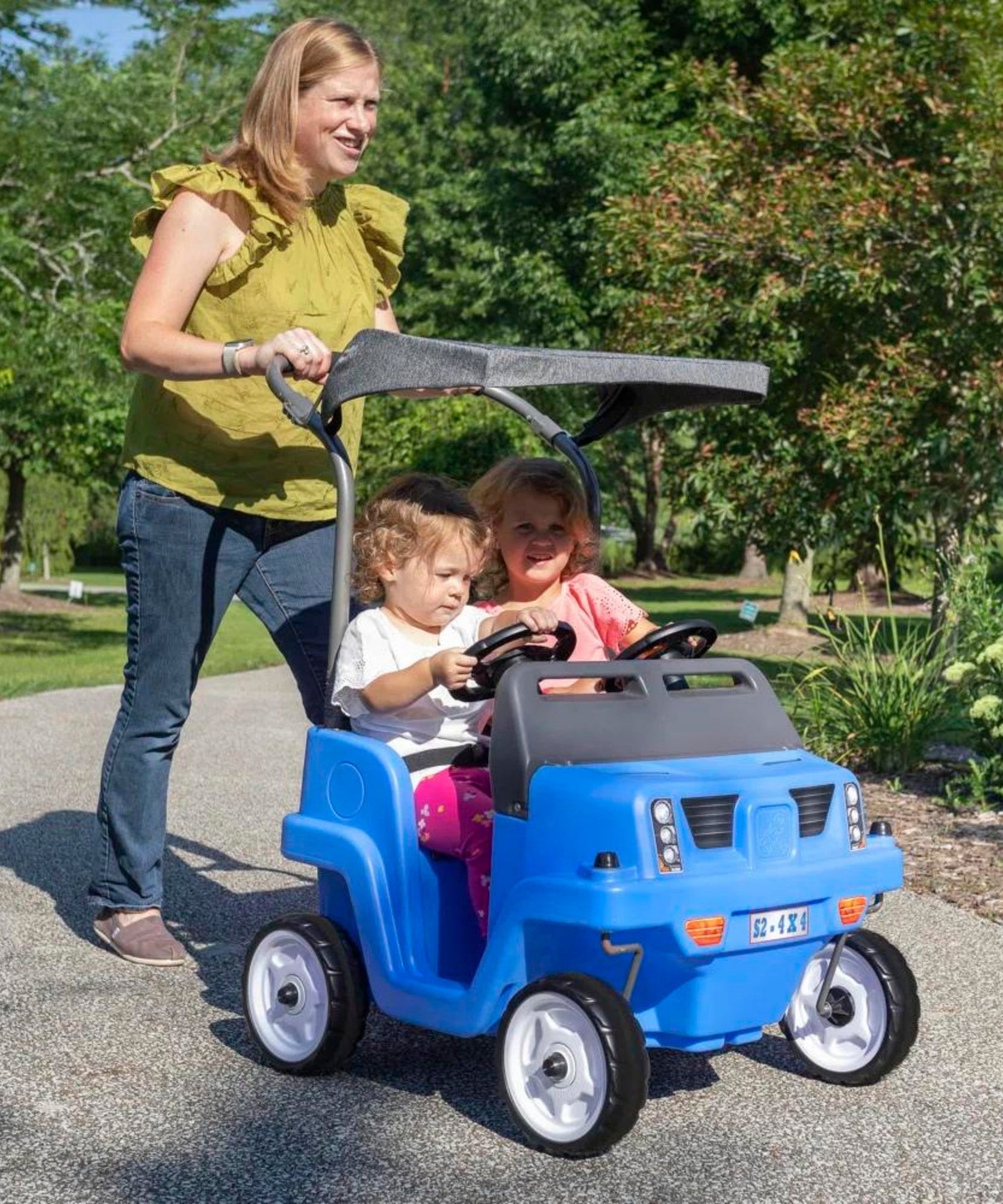 سيارة دفع رباعي جانبية من ستيب 2، سيارة دفع للأطفال بمقعدين مع مظلة، لعبة سهلة التخزين مع حزام أمان وبوق وتخزين أسفل المقعد، مناسبة للأطفال من الأولاد والبنات من سن 18 شهرًا فما فوق، باللون الأزرق والرمادي