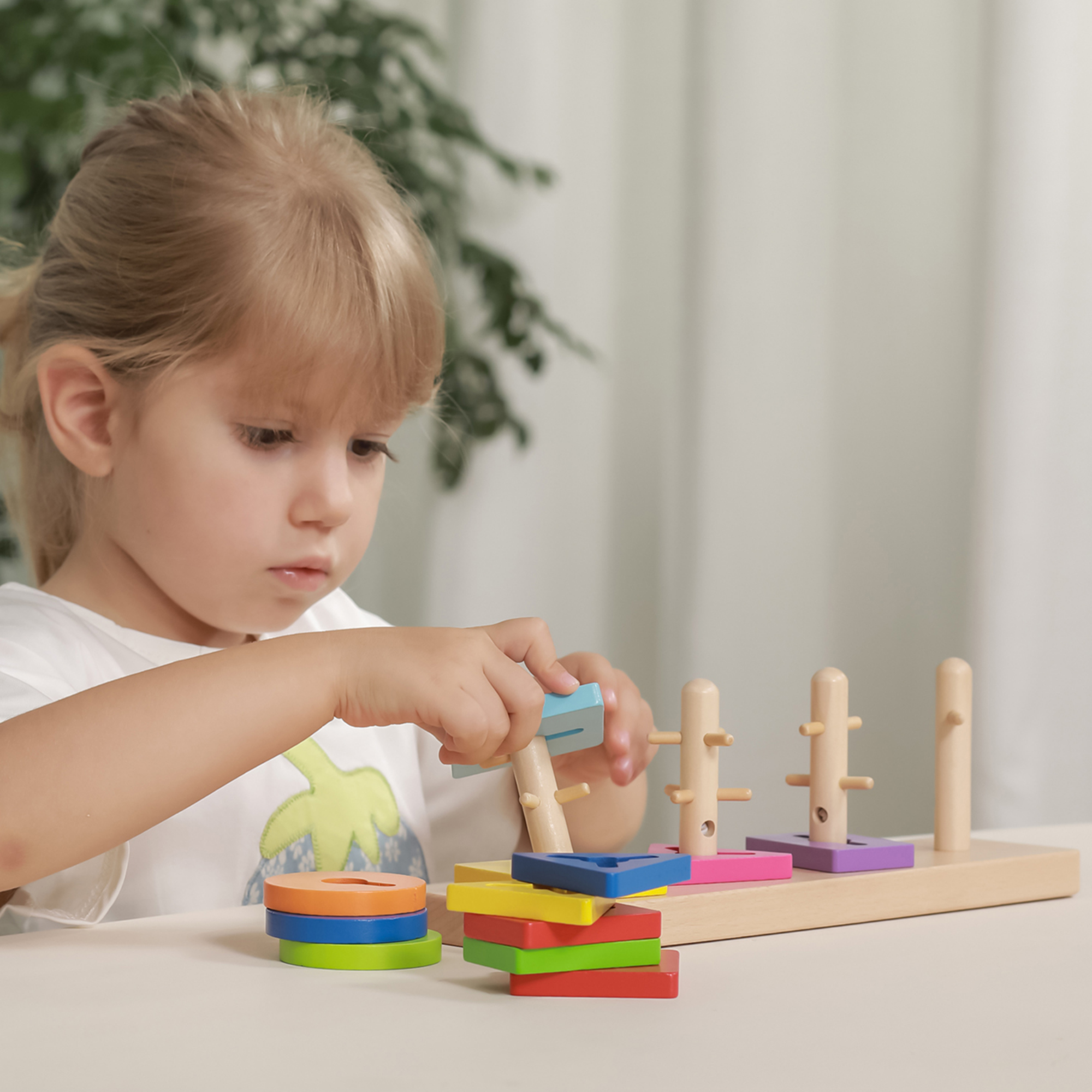 لعبة فيجا كريتيف شيبز، أحجية تكديس من 12 قطعة، لعبة مونتيسوري الخشبية، تُنمّي المهارات الحسية والإدراكية والحركية الدقيقة، لعبة تعليمية للأطفال غير سامة وصديقة للبيئة، مناسبة للأطفال من سن 18 شهرًا فما فوق