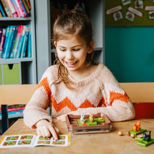 SmartGames Squirrels Go Nuts!, Fun IQ Brain Teaser Puzzle, Cognitive Development STEM Toy with 60+ Challenges, Travel Friendly Tabletop Educational Matching Puzzle Game, Suitable for Children Above 6+