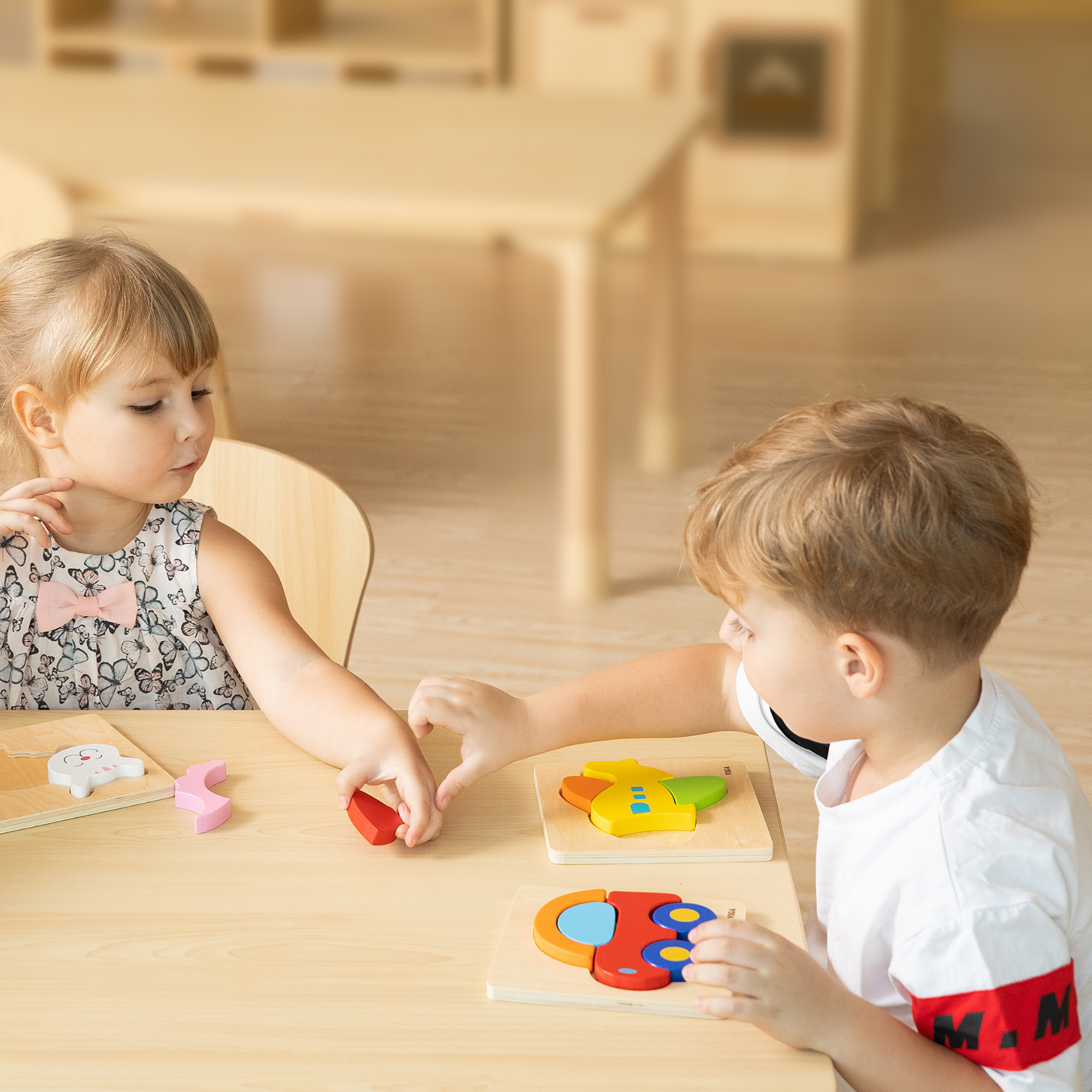 مجموعة فيجا من 12 قطعة أحجية مكعبات من 4 إلى 5 قطع، لعبة مونتيسوري الخشبية، تنمي المهارات الحسية والإدراكية والحركية الدقيقة، لعبة تعليمية للأطفال غير سامة وصديقة للبيئة، مناسبة للأولاد والبنات من سن 18 شهرًا فما فوق