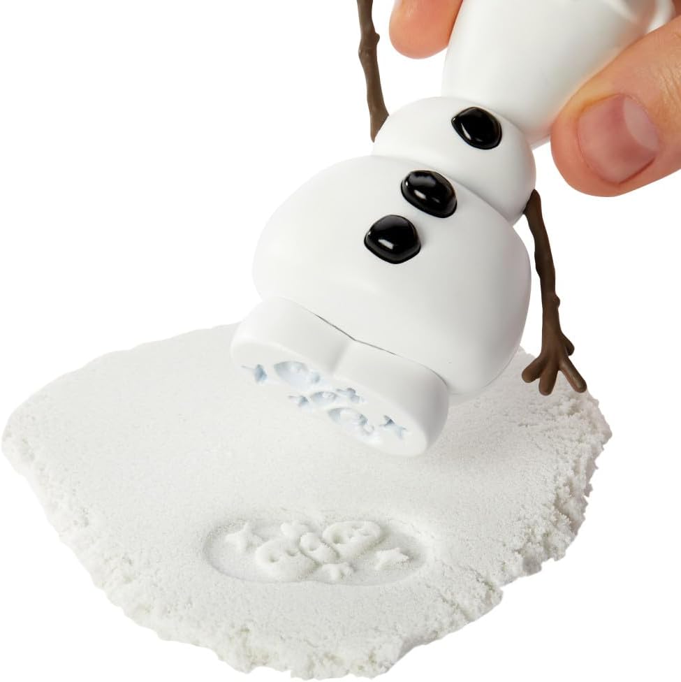 Mattel Disney Frozen Elsa Fashion Doll & Sand Set with Olaf Figure, Moldable “Snow” Sand & 4 Stampers, Elsa & Olaf Adventures, Inspired by Disney Movie