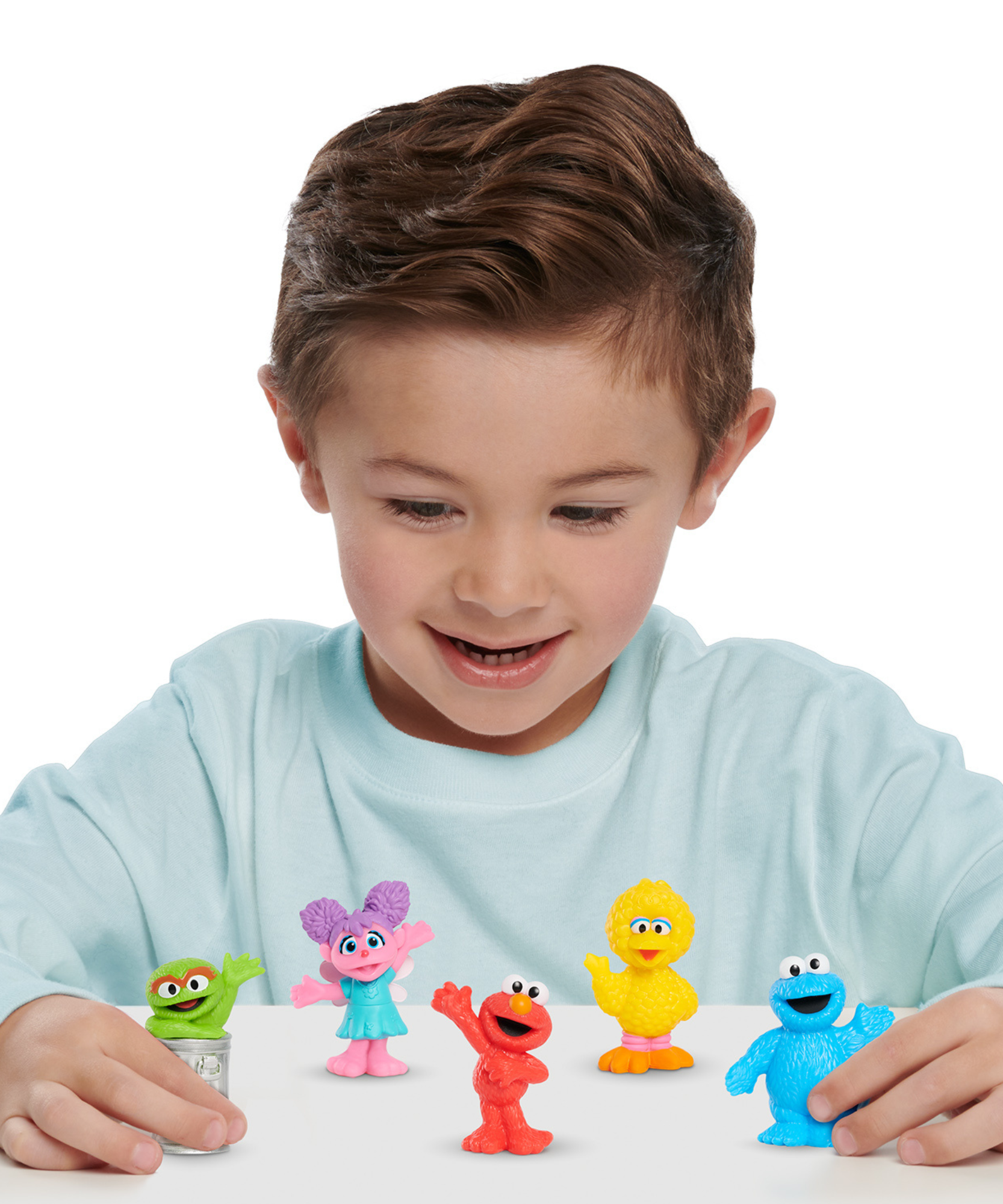 مجموعة من 5 شخصيات صغيرة من شارع سمسم، ألعاب قابلة للتجميع مقاس 7.62 سم، تتضمن إلمو، كوكيز مونستر، بيج بيرد، أوسكار ذا جروش، وأبي كاداببي، مرخصة رسميًا من جاست بلاي للأطفال من عمر سنتين فما فوق