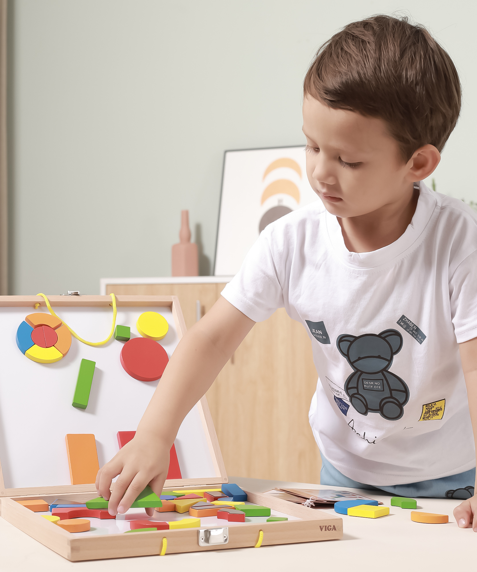 مكعبات فيجا المغناطيسية، 42 قطعة أحجية، لعبة مونتيسوري الخشبية، تنمي المهارات الحسية والإدراكية والحركية الدقيقة، لعبة تعليمية للأطفال غير سامة وصديقة للبيئة، مناسبة للأولاد والبنات من سن 3 سنوات فما فوق