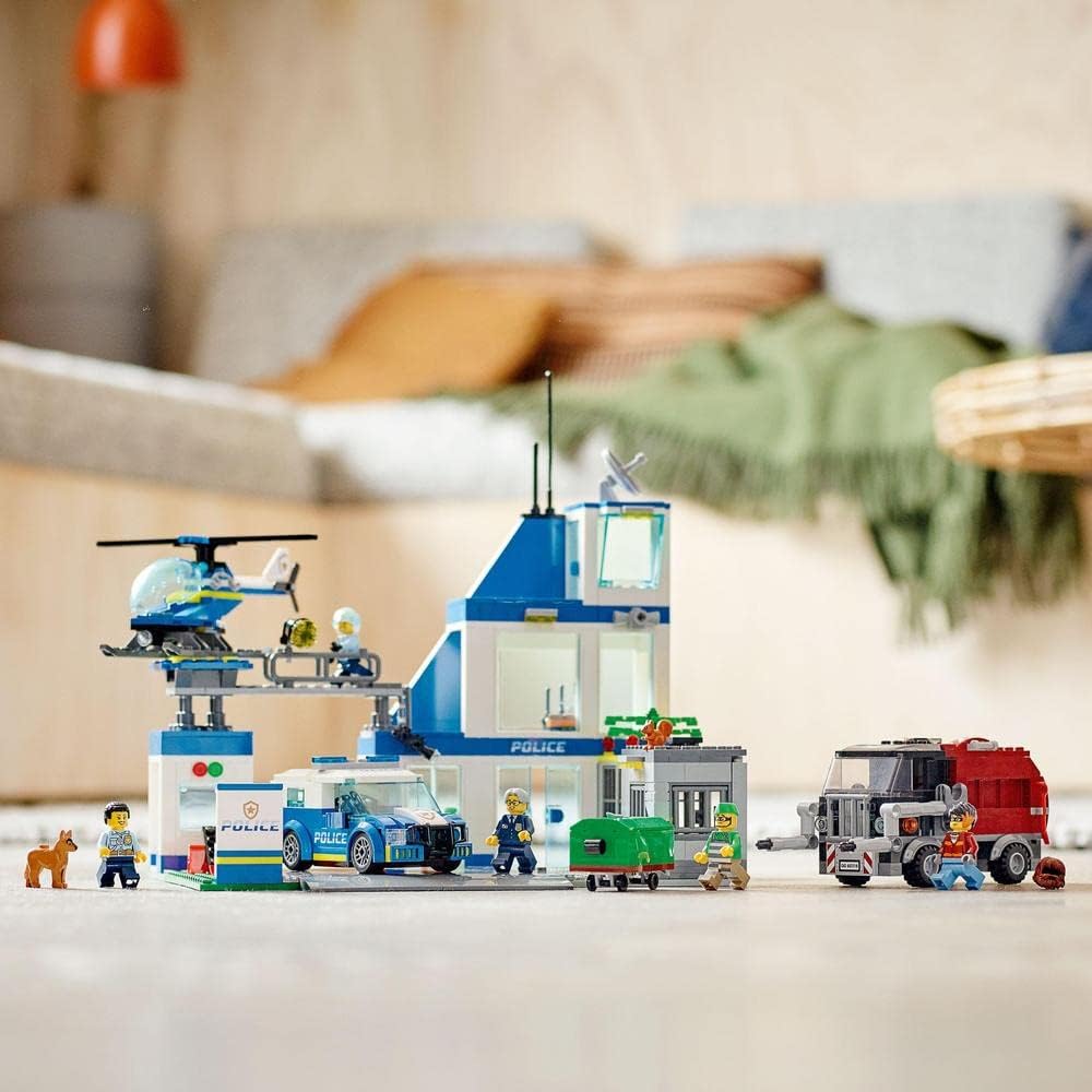 LEGO City Police Station 60316 Building Kit for Kids aged 6+, with a Helicopter, Patrol Vehicle and Customized Bin Lorry, Plus 5 Minifigures, Ramadan Gift Idea for Kids (668 Pieces)