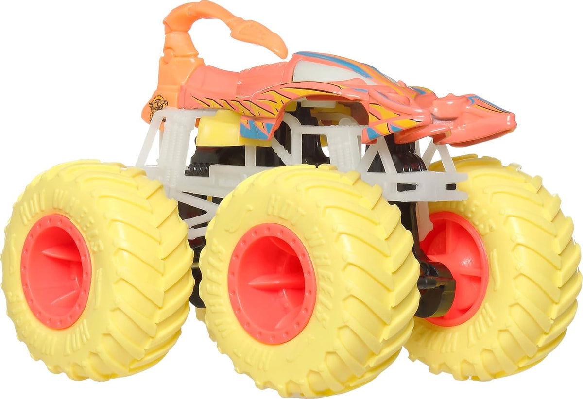 Hot Wheels Monster Trucks Glow-in-the-Dark Die-Cast Toy Truck 1:64 Scale, Surprise Style, Collectible Vehicle for Kids 3+