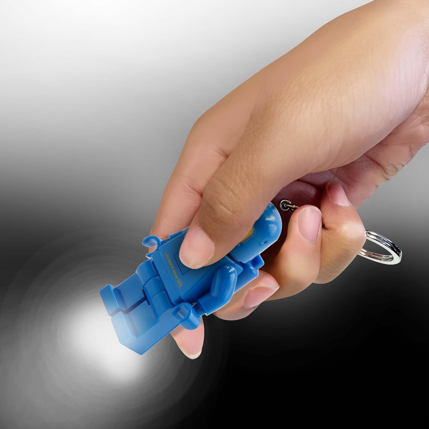 Lego IQ Minifigures Light Spaceman Keychain, 7.6 cm Tall, Blue