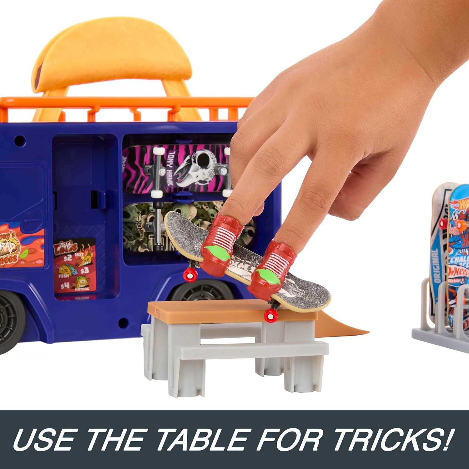 Hot Wheels Skate Taco Truck Play Case with Exclusive Tony Hawk Fingerboard, Skate Shoes, Mobile Skatepark, Storage for Boards and Accessories, Kids Toys for Ages 3 and Up