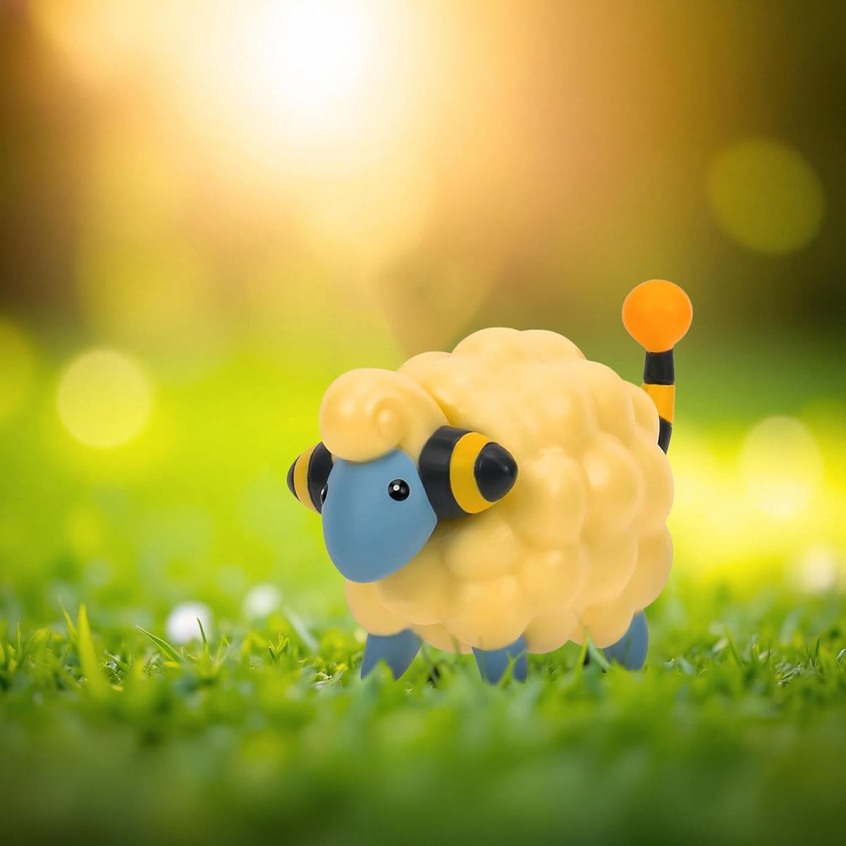 Pokemon Clip N Go - Mareep + Level Ball