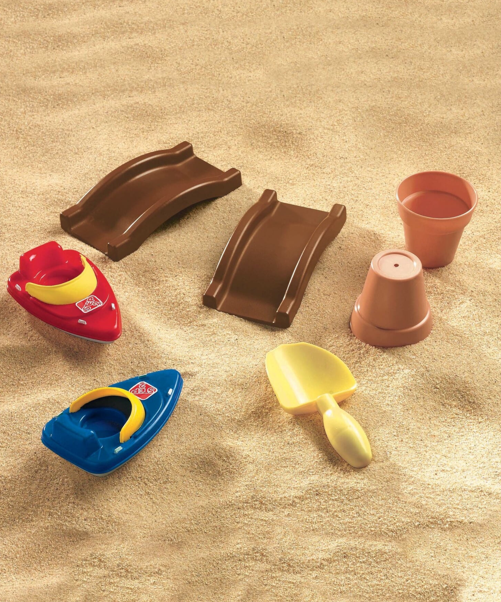 مركز أنشطة الرمل والماء الطبيعي المرح من ستيب 2، طاولة خارجية للرمل والماء مع مظلة، مجموعة ألعاب حسية مع ملحقات مكونة من 7 قطع، مركز ألعاب وأنشطة STEM، مناسب للأطفال من عمر سنتين فما فوق