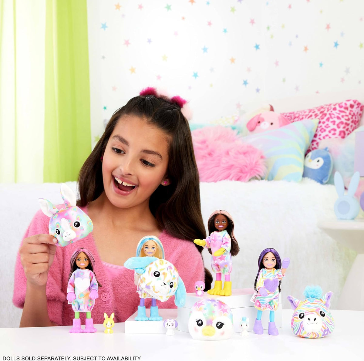 Barbie Cutie Reveal Chelsea Doll & Accessories, Color Dream Series Small Doll in Animal Plush Costume with 6 Surprises Including Color Change (Styles May Vary)