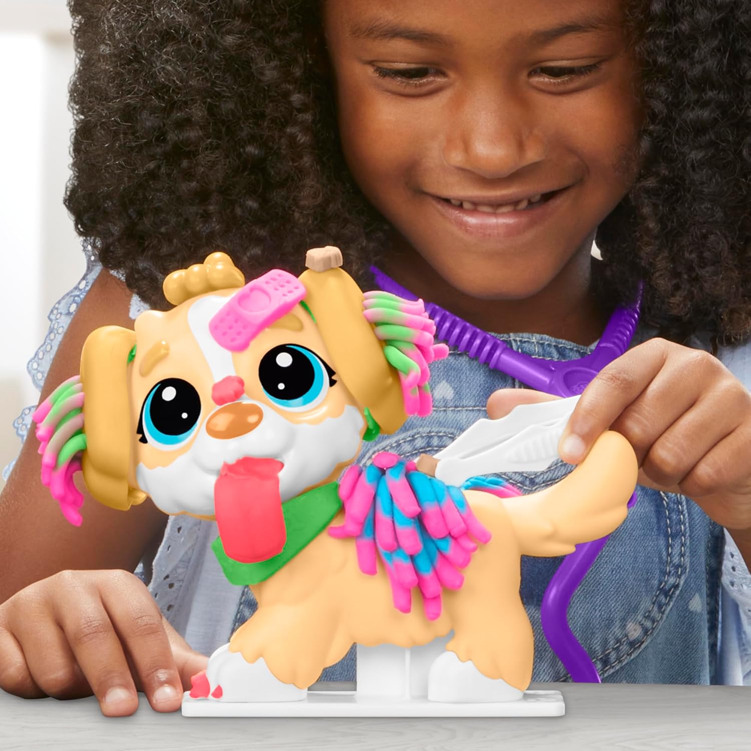 مجموعة لعب بلاي دوه للعناية والحمل البيطري، كلب لعبة، 10 أدوات بيطرية، 5 ألوان مركبة للنمذجة، حامل تخزين، مجموعة أدوات بيطرية تظاهرية، فنون وحرف غير سامة، للأطفال من سن 3 سنوات فما فوق