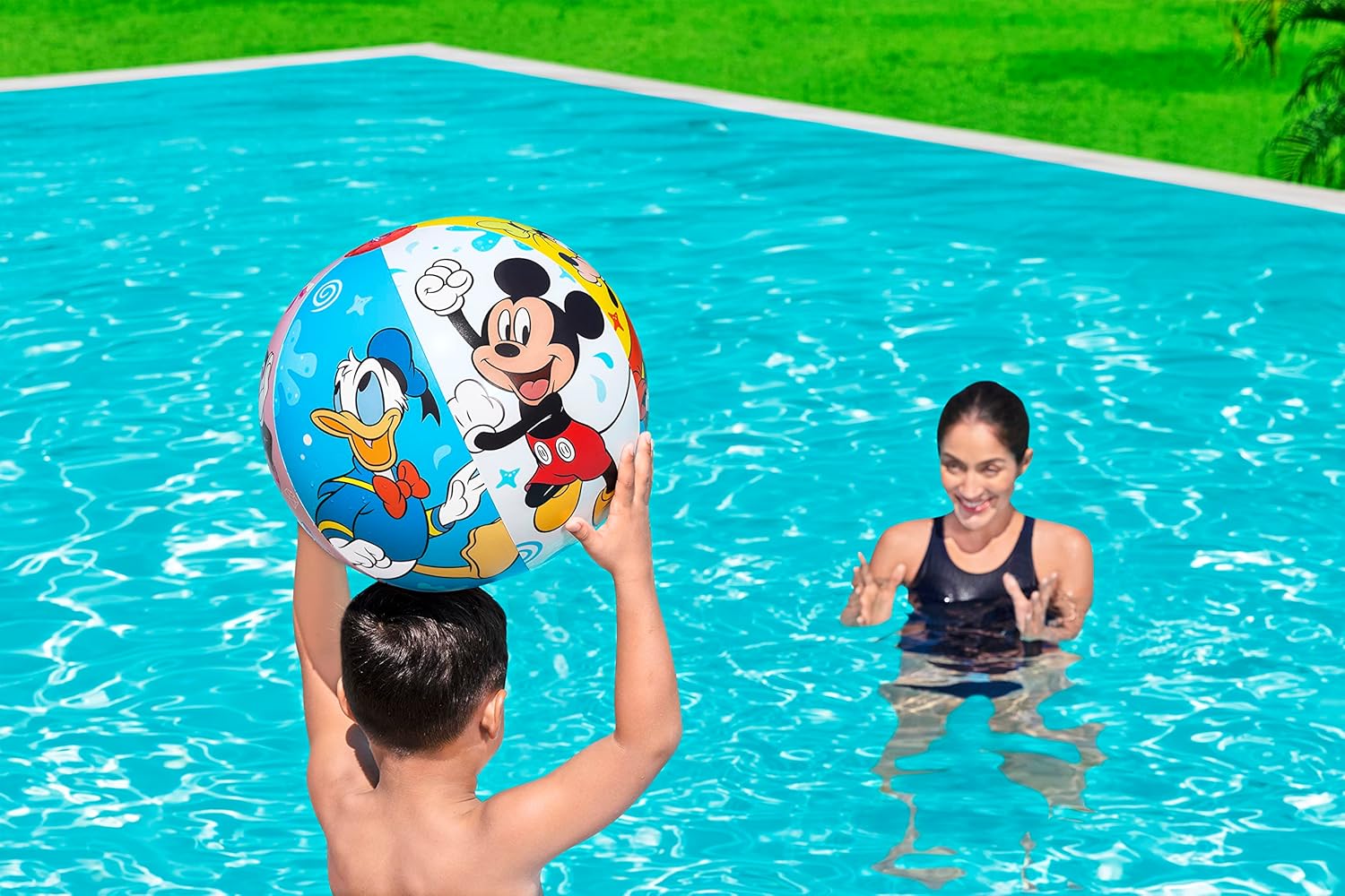 Bestway Beach Ball Mickey and Friends 51cm