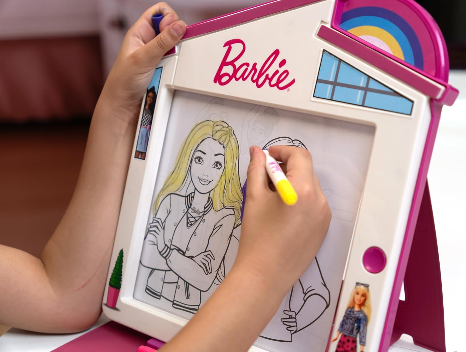 Barbie Dreamhouse Premium Glow Pad Battery Operated with Neon LED Effects, Reusable Drawing Board with Markers and Storage, Creative Art Toy for Kids, 3Y+ Years