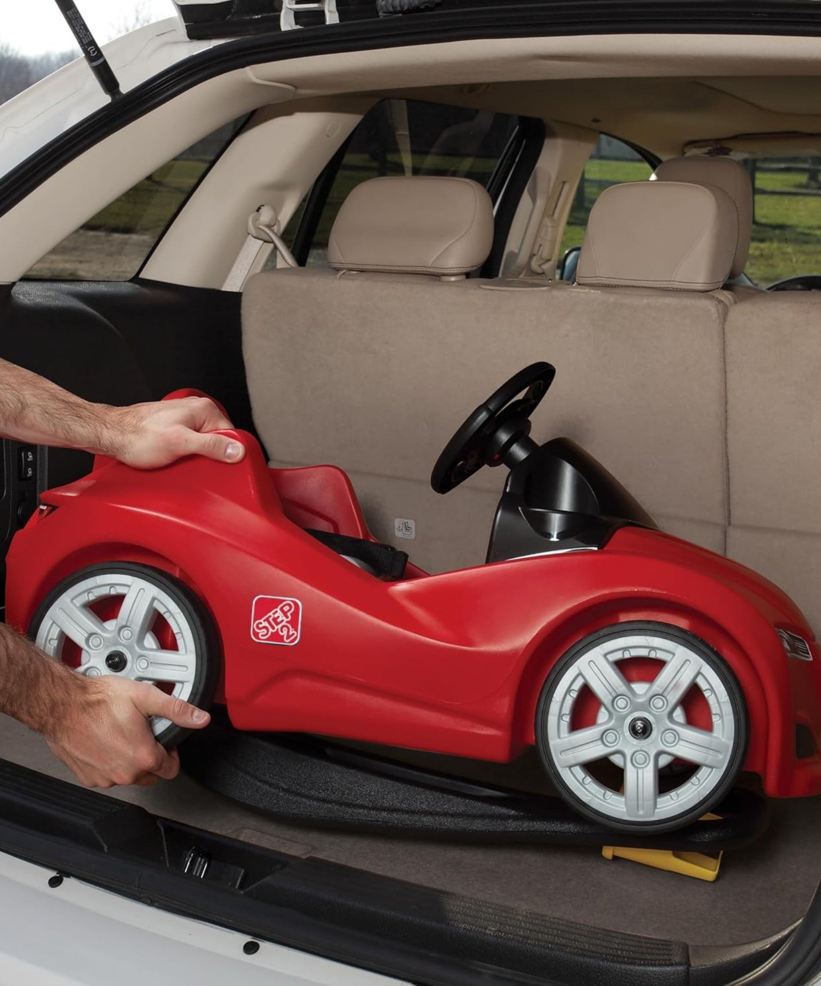 Step2 Whisper Ride Cruiser, Single Seater Kids Push Car, Easy to Store Ride On Toy with Seatbelt, Horn and Storage Trunk, Suitable for Children both Boys and Girls Aged 18m and Above, Red