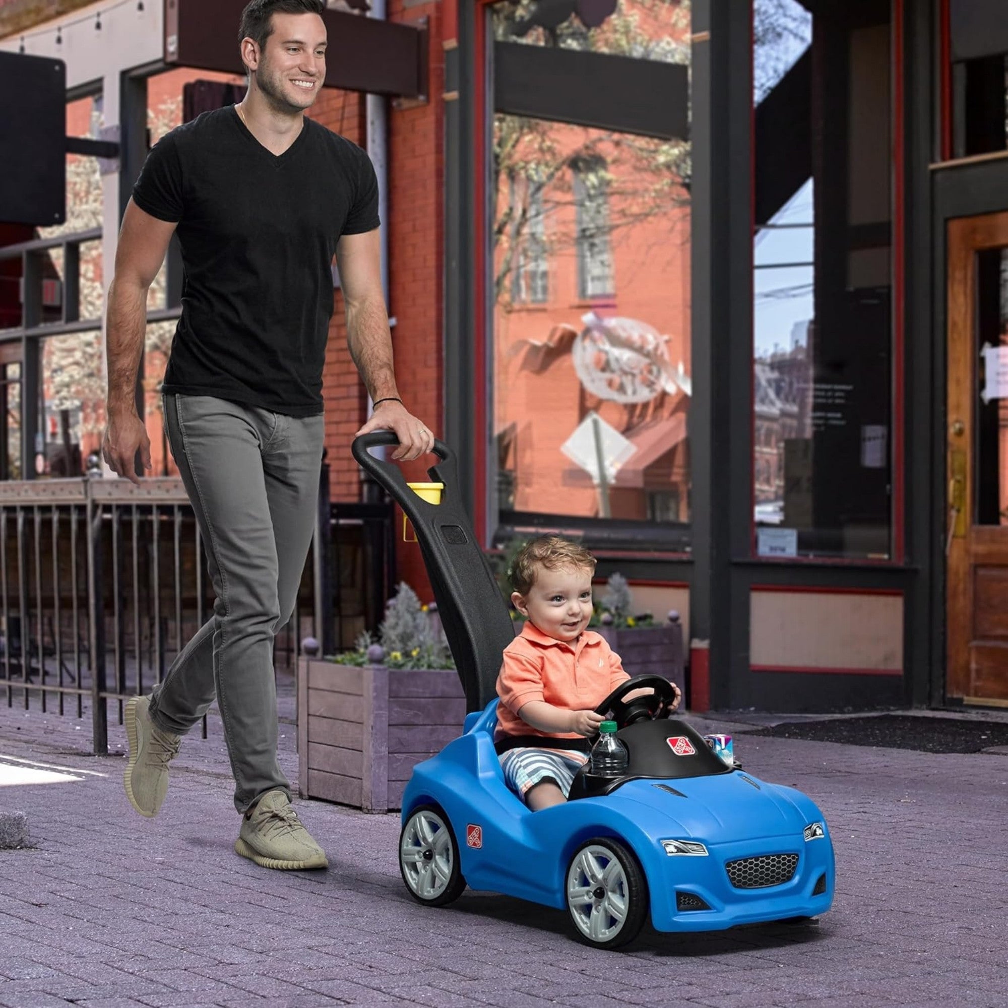 Step2 Whisper Ride Cruiser, Single Seater Kids Push Car, Easy to Store Ride On Toy with Seatbelt, Horn and Storage Trunk, Suitable for Children both Boys and Girls Aged 18m+, Blue, Pink, Red, Grey