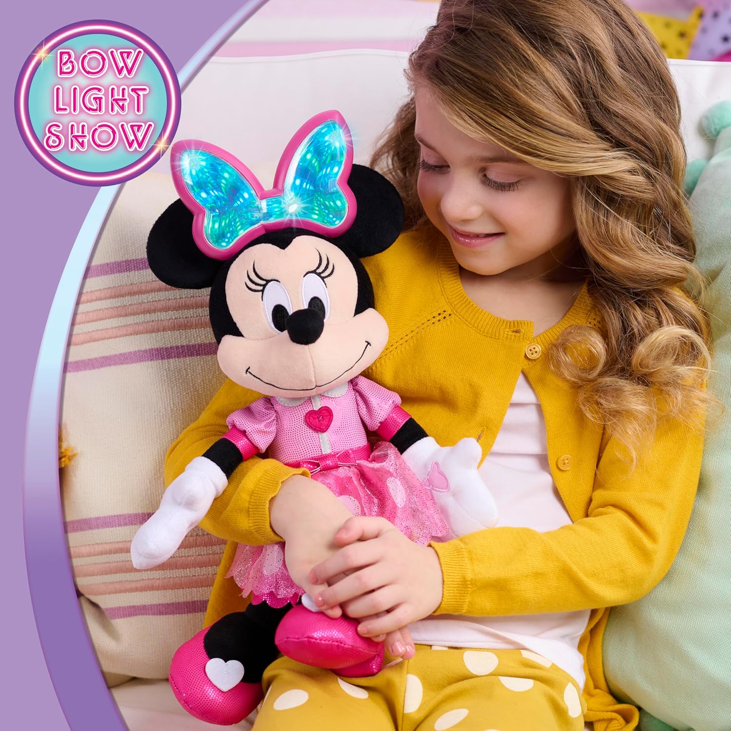 Just Play Minnie Mouse Colorfinity Feature Plush, Kids Toys for Ages 3 Up