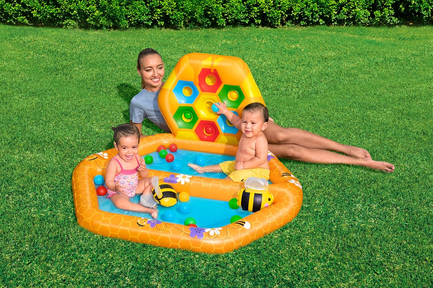 Bestway Lil' Beehive Paddling Pool & Ball Pit, 127 x 119 x 61 cm
