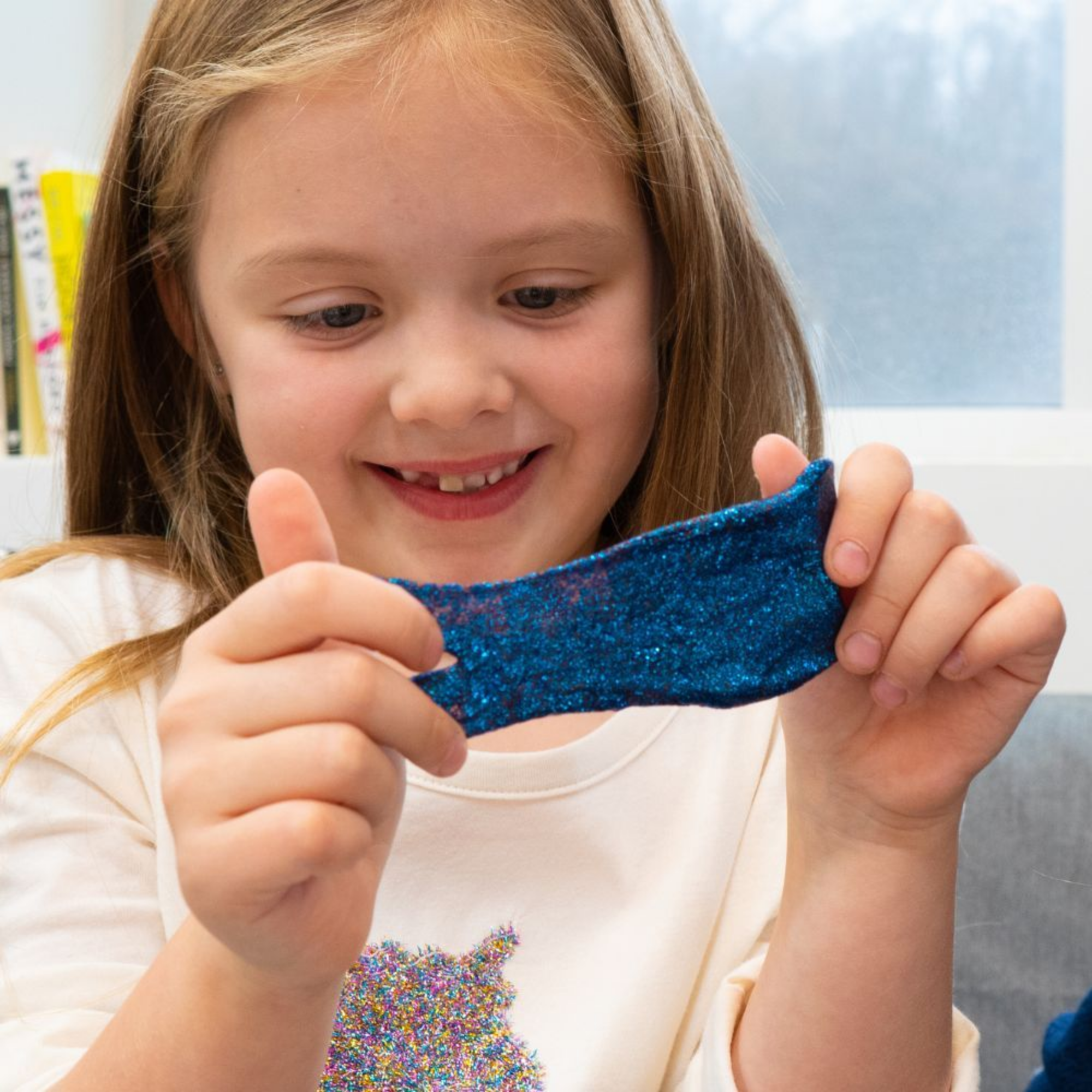 معجون التفكير المصغر للشعاب المرجانية من كريزي آرون كولور شوك، علبة 2 بوصة مع 13 جرامًا من معجون اللعب الحسي غير السام الذي لا يجف أبدًا، لعبة فيدجيت إبداعية ناعمة الملمس للأولاد والبنات من سن 3 سنوات فما فوق