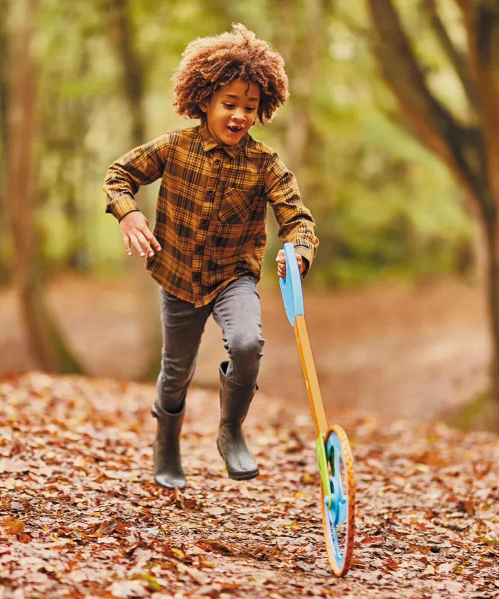 أدوات قياس متعددة الاستخدامات 5 في 1 من Learning Resources، مثالية للتعلم في الهواء الطلق، للأعمار من 4 سنوات فما فوق، تتضمن حقيبة شبكية وملصقات