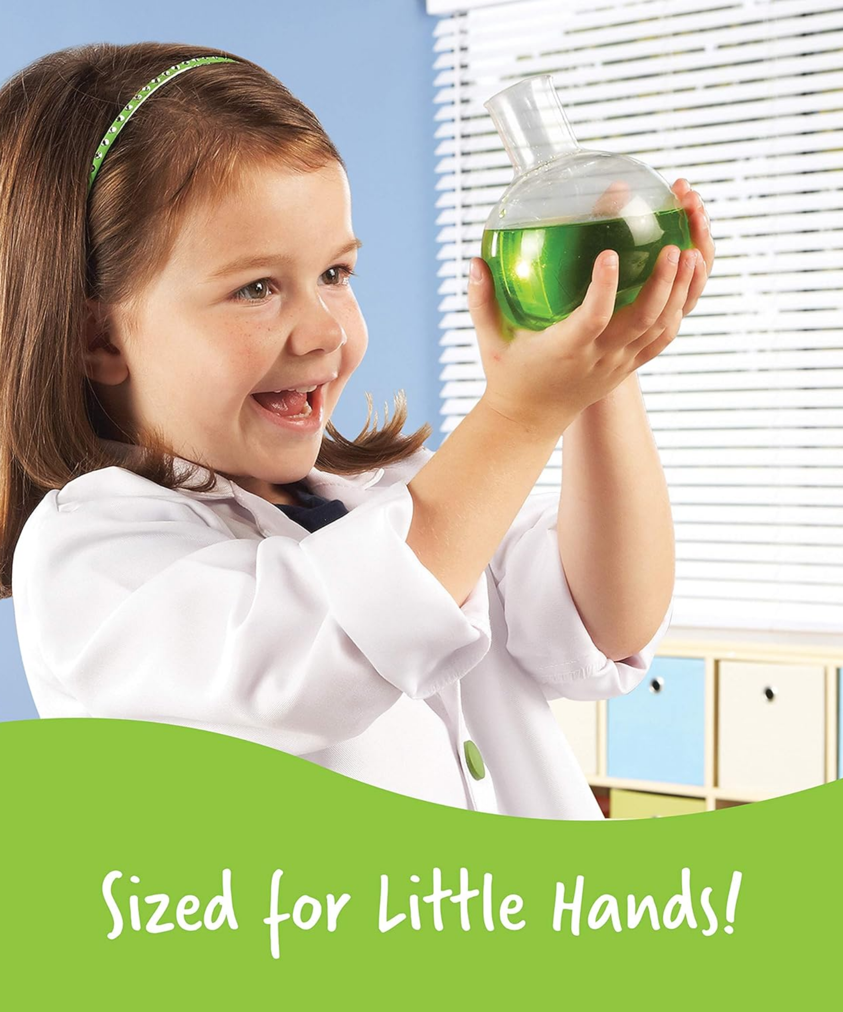 مجموعة مختبرات العلوم الأساسية الفاخرة من Learning Resources، مجموعة تعليم العلوم والتكنولوجيا والهندسة والرياضيات (STEM) للأطفال في سن ما قبل المدرسة مع أدوات مختبرية واقعية