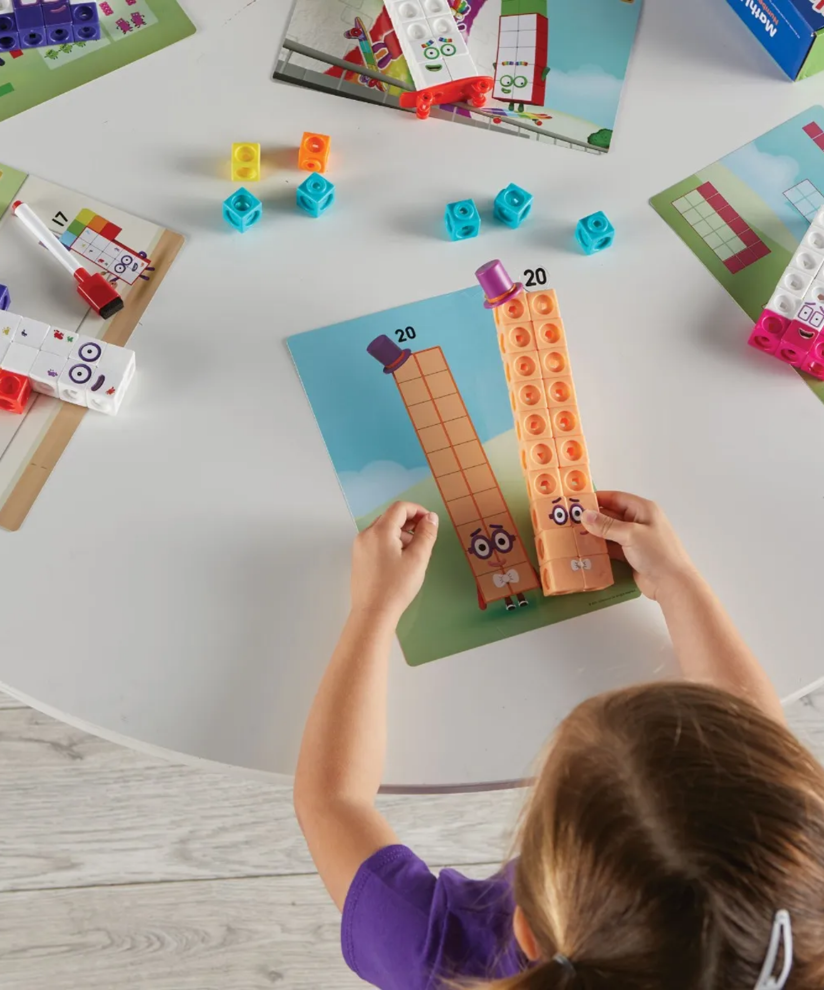 مجموعة أنشطة MathLink Cubes Numberblocks 11-20 من Learning Resources، لبناء مكعبات الأرقام، واستكشاف مهارات الرياضيات المبكرة، و30 نشاطًا ممتعًا، وتتضمن ملحقات وبطاقات شخصيات والمزيد