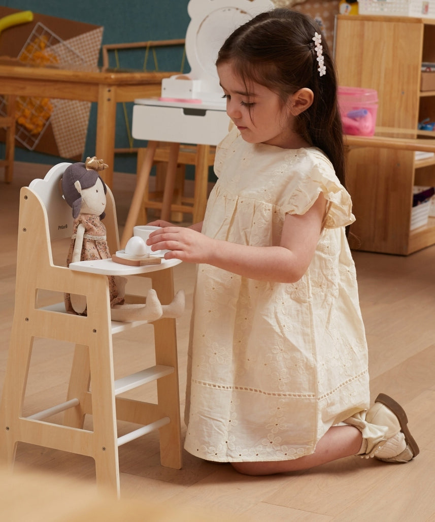 كرسي طعام خشبي للدمى من PolarB، يناسب الدمى التي يصل طولها إلى 38 سم، يشجع على لعب الأدوار والإبداع، لعبة من الخشب الصلب للأعمار من 3 سنوات فما فوق