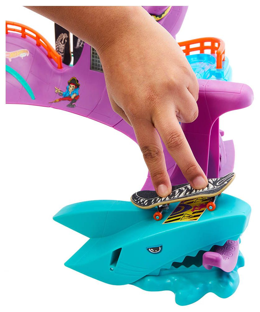 مجموعة ألعاب هوت ويلز سكيت أوكتوبارك مع لوح أصابع حصري وأحذية تزلج قابلة للإزالة، ومنحدر لوح أصابع للأطفال ولعبة تزلج