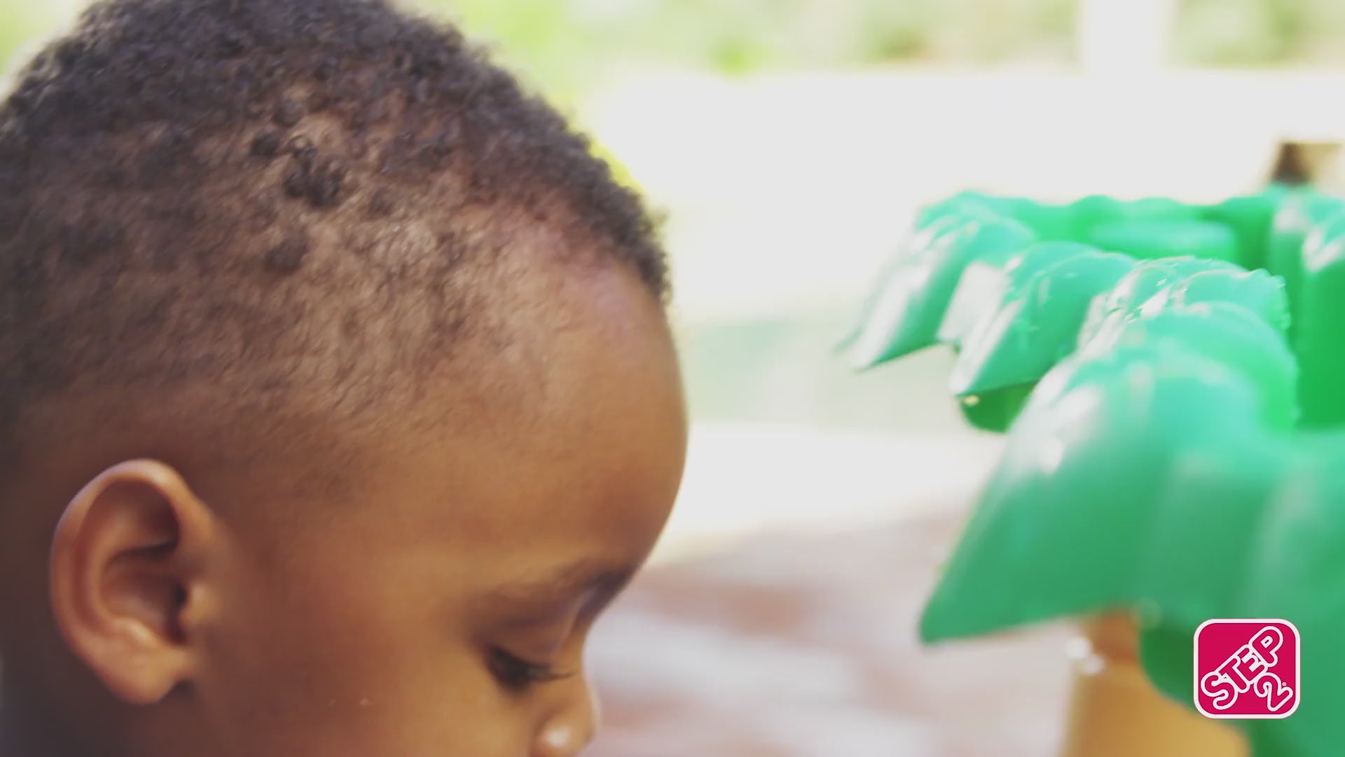 طاولة مياه الغابات المطيرة الاستوائية من ستيب 2، طاولة مياه داخلية وخارجية، مجموعة ألعاب حسية ولعبة نشاط، جدار دش مطري، مجموعة إكسسوارات من 13 قطعة، لعبة مناسبة للأطفال من الأولاد والبنات من سن 1.5 سنة فما فوق