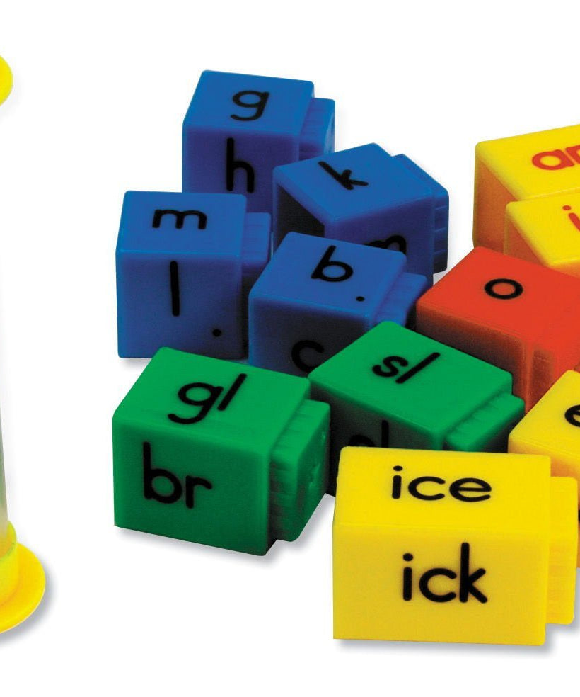 موارد التعلم لعبة فونيكس كلمة بكلمة، لعبة إملائية سريعة الوتيرة من 2 إلى 4 لاعبين، تتضمن عائلات الكلمات ونهايات الحروف ومزيجها