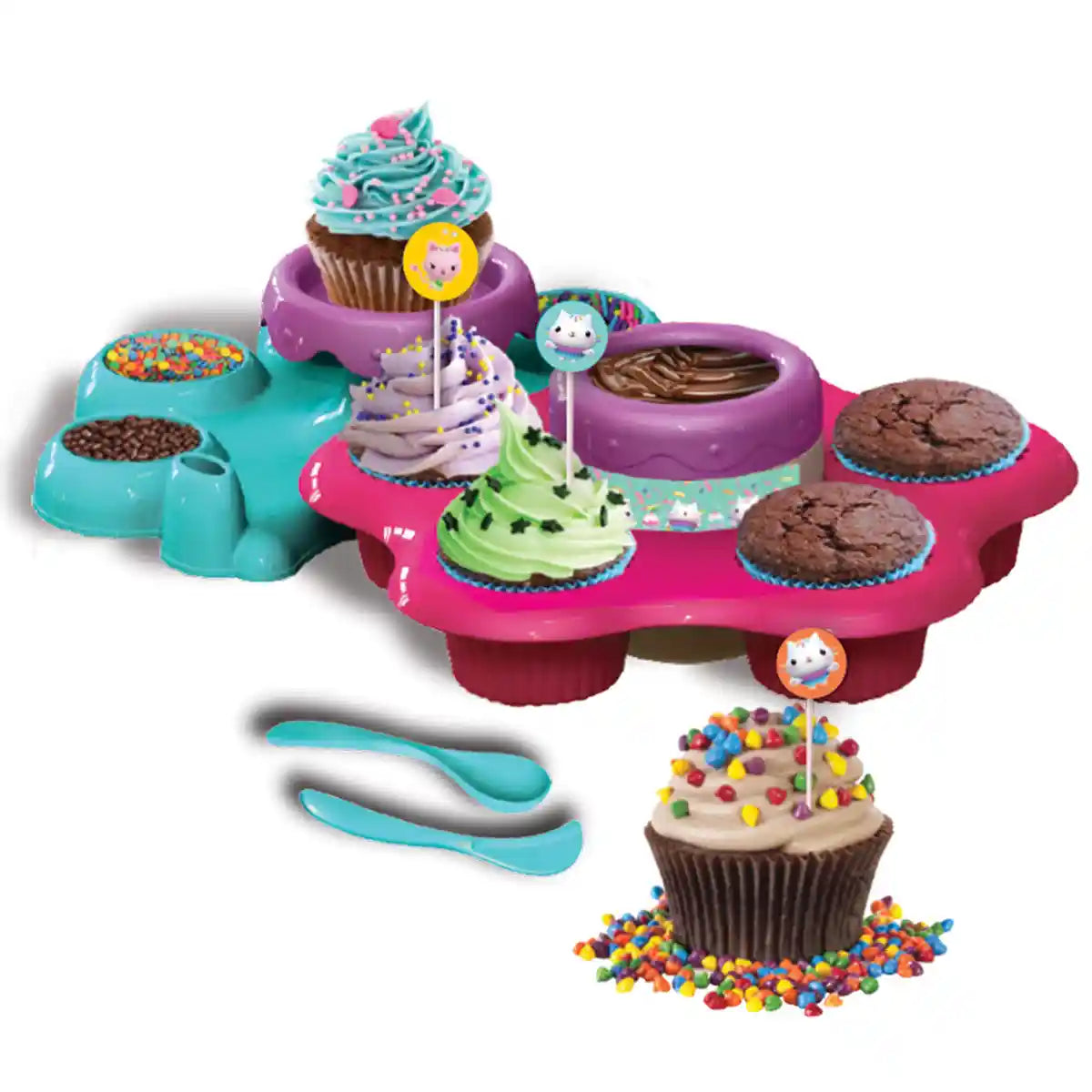 مجموعة صانع الكب كيك من غابي، مجموعة لعب خبز إبداعية للأطفال من سن 5 سنوات فما فوق، تتضمن قوالب الكب كيك، صينية تزيين، وعاء ذوبان الشوكولاتة، وملحقات، فنون وحرف يدوية