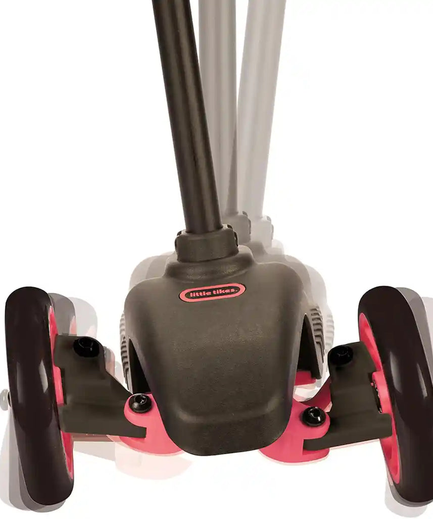 سكوتر ليتل تايكس لين تو تورن، وردي، بثلاث عجلات، للأطفال الصغار، سطح عريض جدًا، توجيه مائل لتحقيق التوازن والتنسيق، خفيف الوزن ومتين، للأعمار من سنتين إلى أربع سنوات