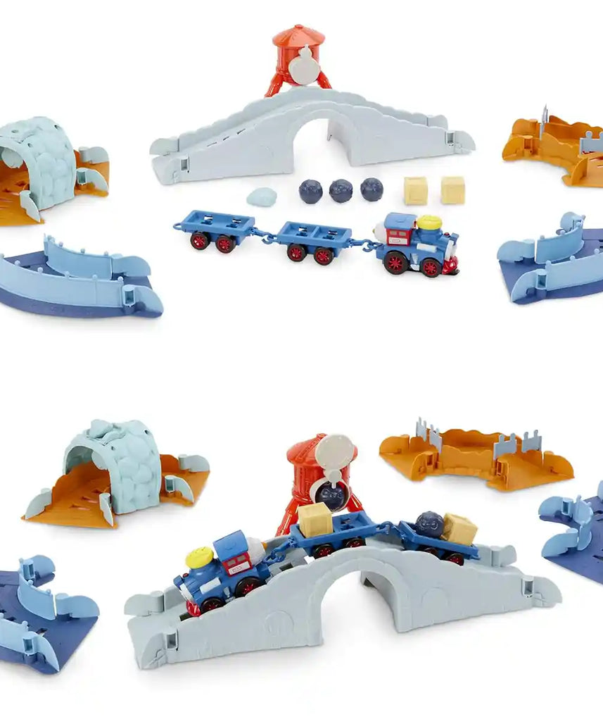 Little Tikes Slammin Racers Runaway Railroad Set, Slam Powered Train with Cargo Cars, Customizable Stunt Track with 5 Pieces, Works with All Slammin Racers Vehicles, Ages 3+