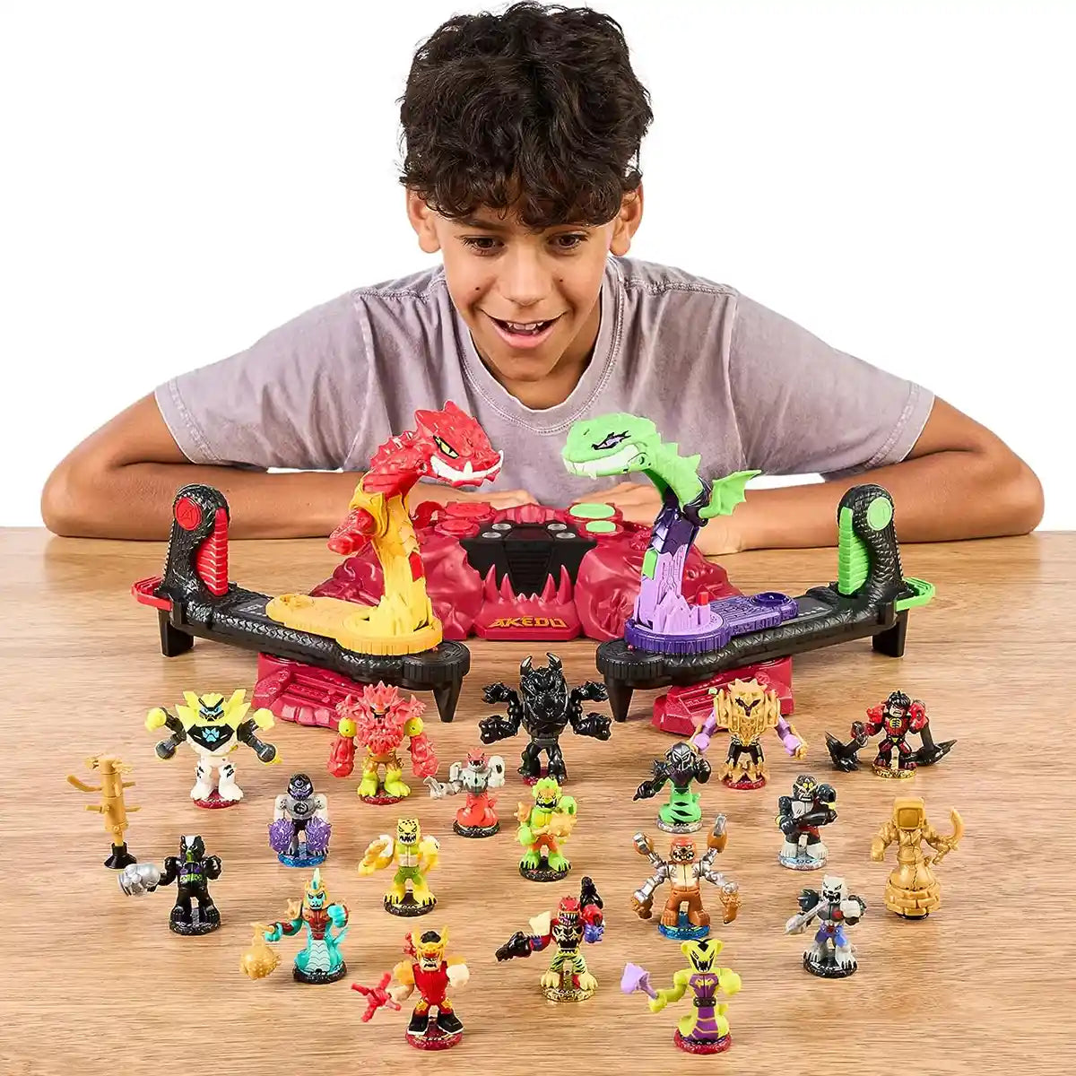 مجموعة ألعاب موس تويز أكيدو ليجندز أوف أكيدو بيست سترايك سيربنت فيوري أرينا مع محاربين حصريين وأضواء وأصوات للأطفال من سن 6 سنوات فما فوق - مجموعات ألعاب